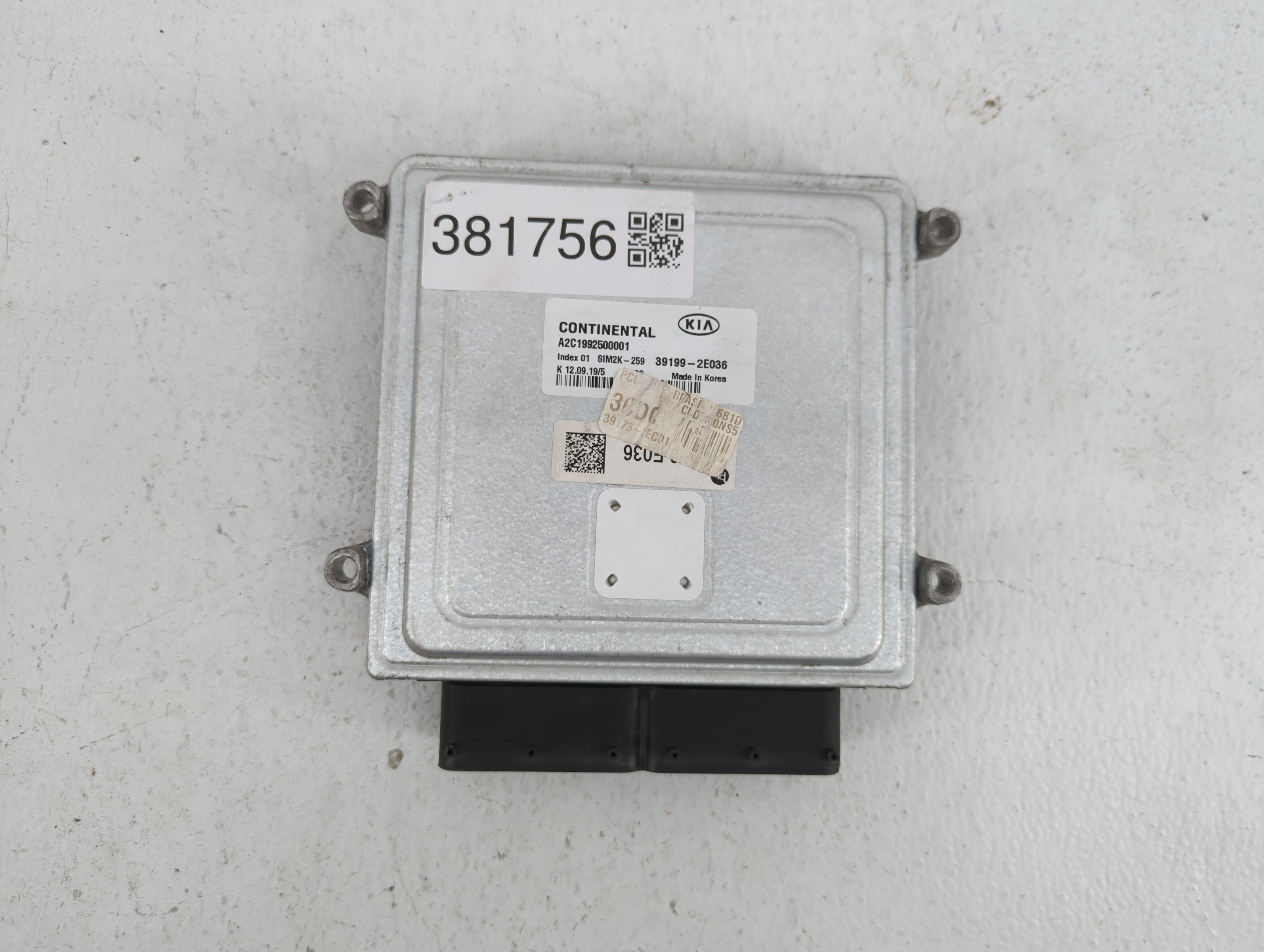 Picture of 2019-2019 Kia Forte Engine Computer Ecu Pcm Ecm Pcu Oem 39199-2e036 381756