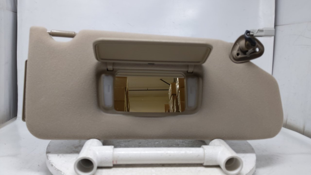 Picture of 1998-2002 HONDA ACCORD Passenger Right Sun Visor Sunvisor Tan 38301