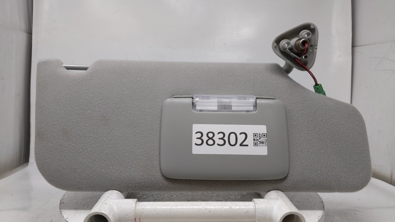 Picture of 2005-2007 Ford Five Hundred Passenger Right Sun Visor Sunvisor Gray 38302