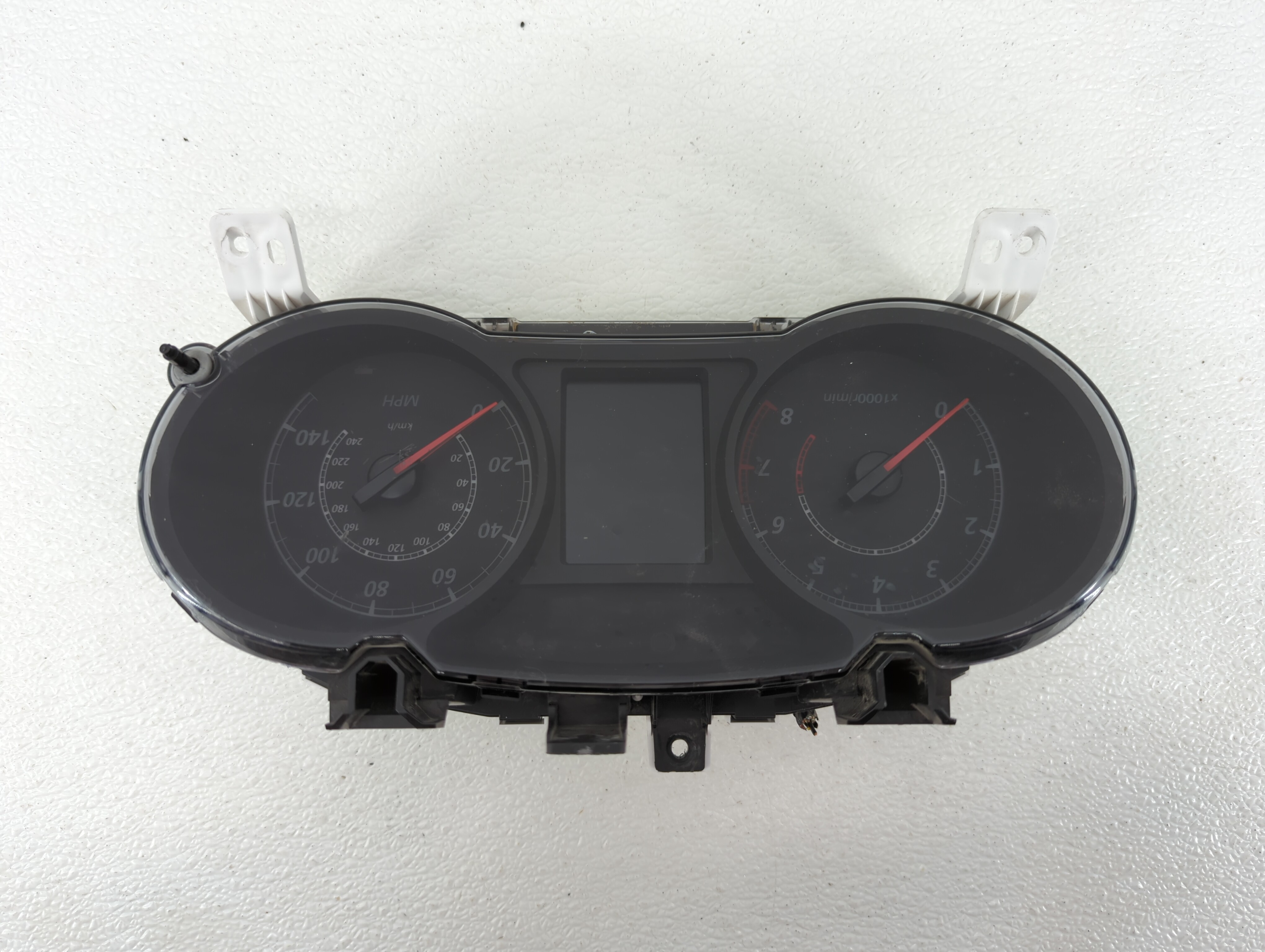 Picture of Mercury Milan Speedometer Instrument Cluster Gauges 8100b200 384123