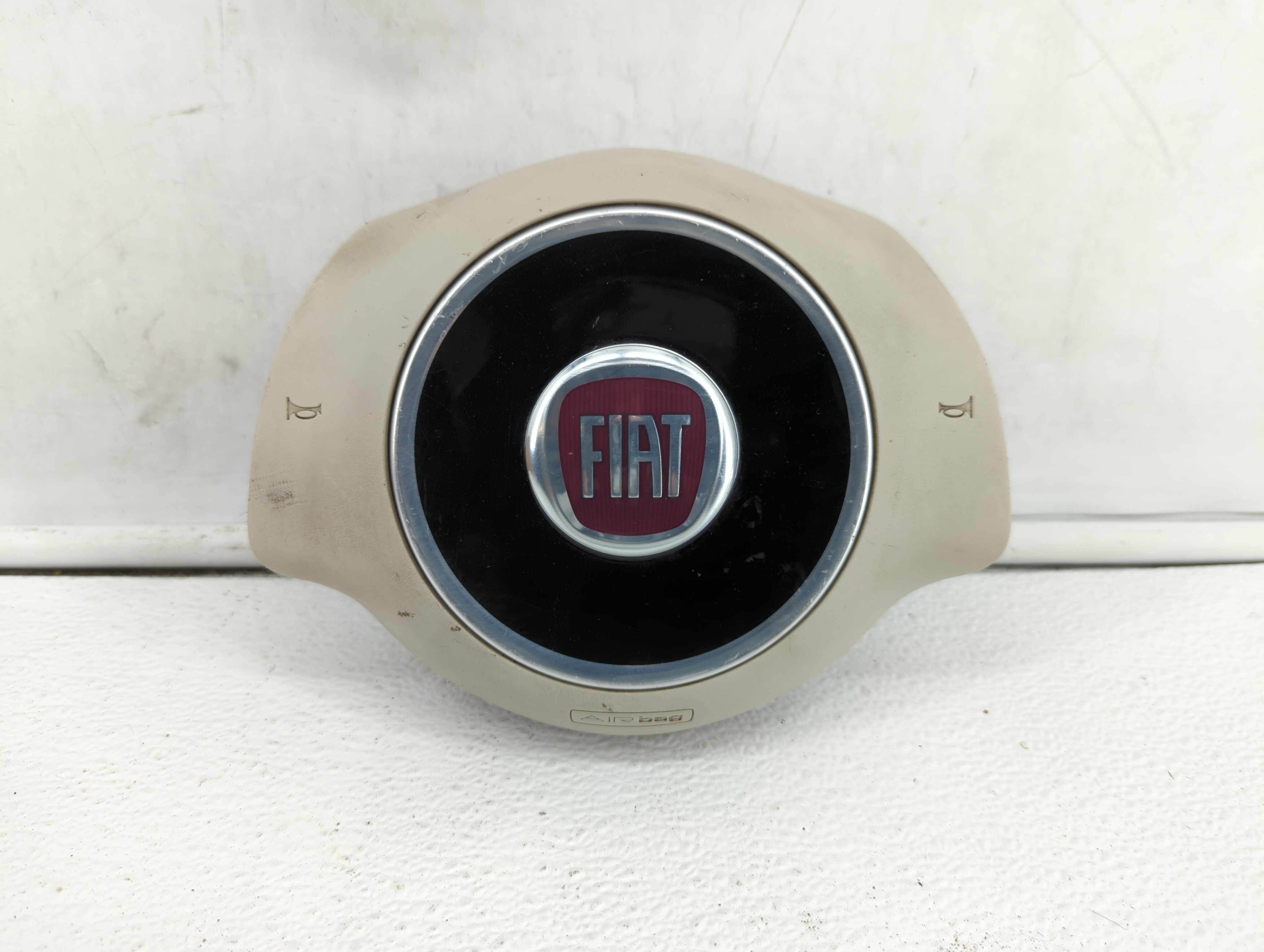 2012-2017 Fiat 500 Air Bag Driver Left Steering Wheel Mounted White 385914 - Oemusedautoparts1.com