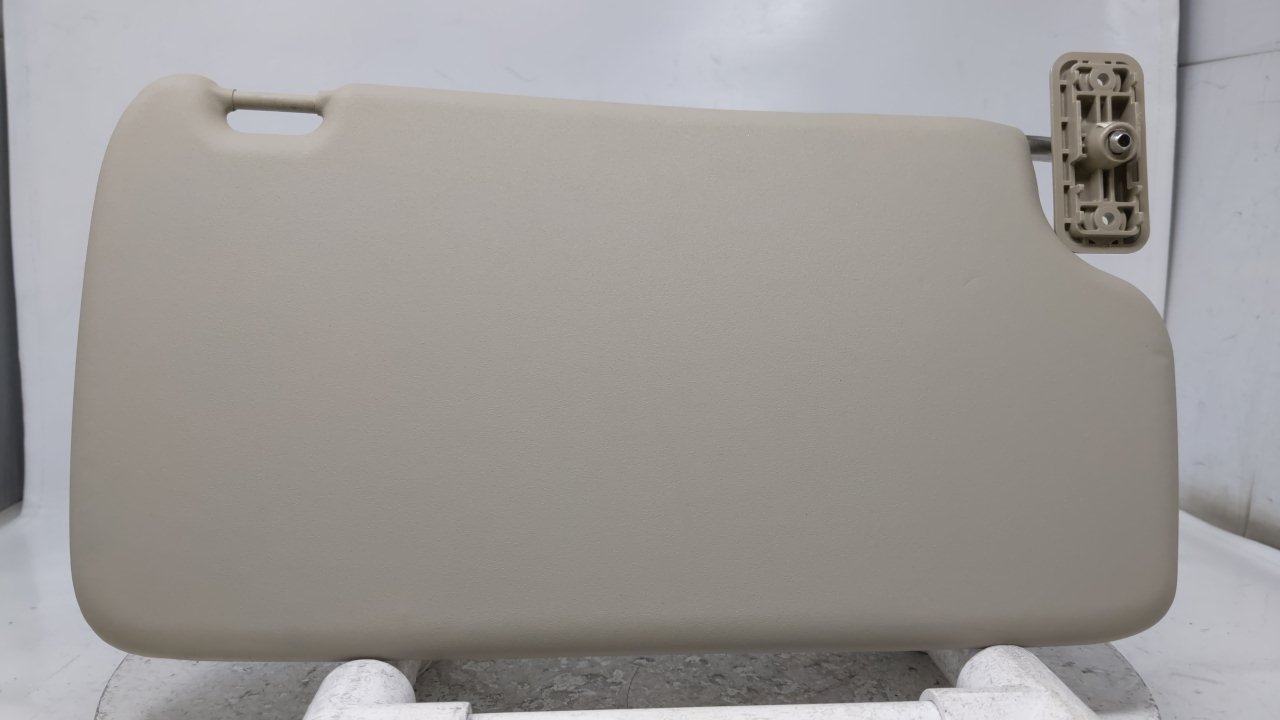 2011-2013 Ford Fiesta Passenger Sun Visor Sunvisor Shade Oem Beige 38667 - Oemusedautoparts1.com