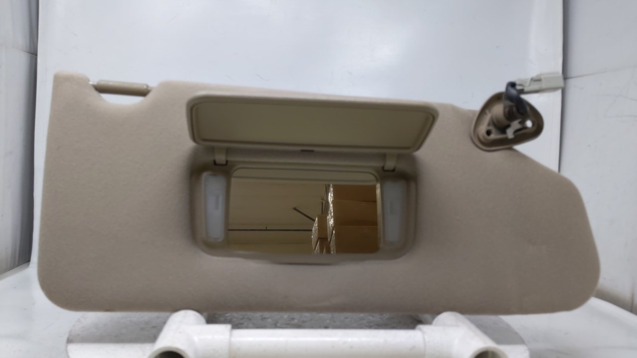 Picture of 1998-2002 HONDA ACCORD Passenger Right Sun Visor Sunvisor Tan 38685