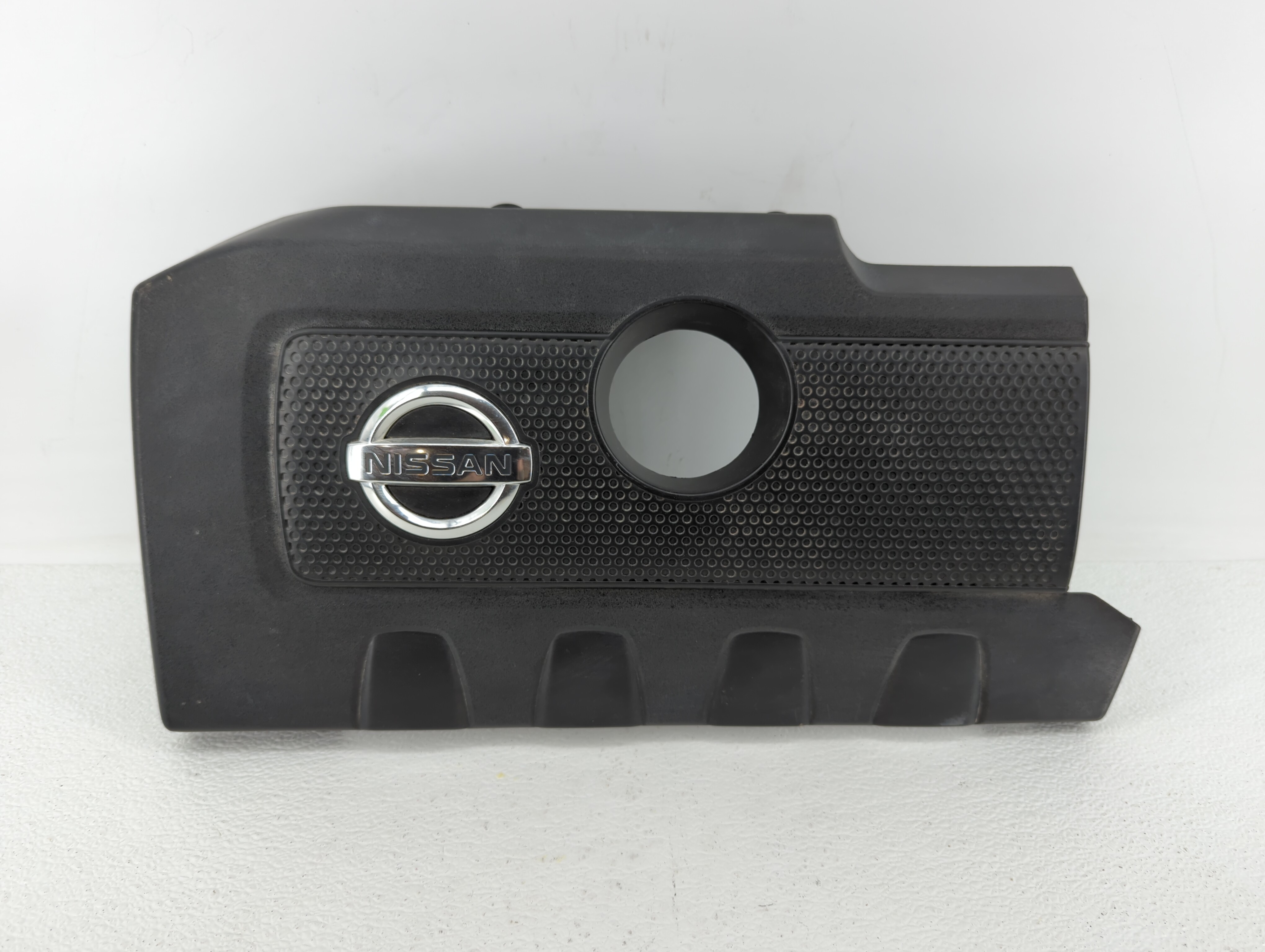 Picture of 2015 Nissan Sentra Engine Cover Black 386891