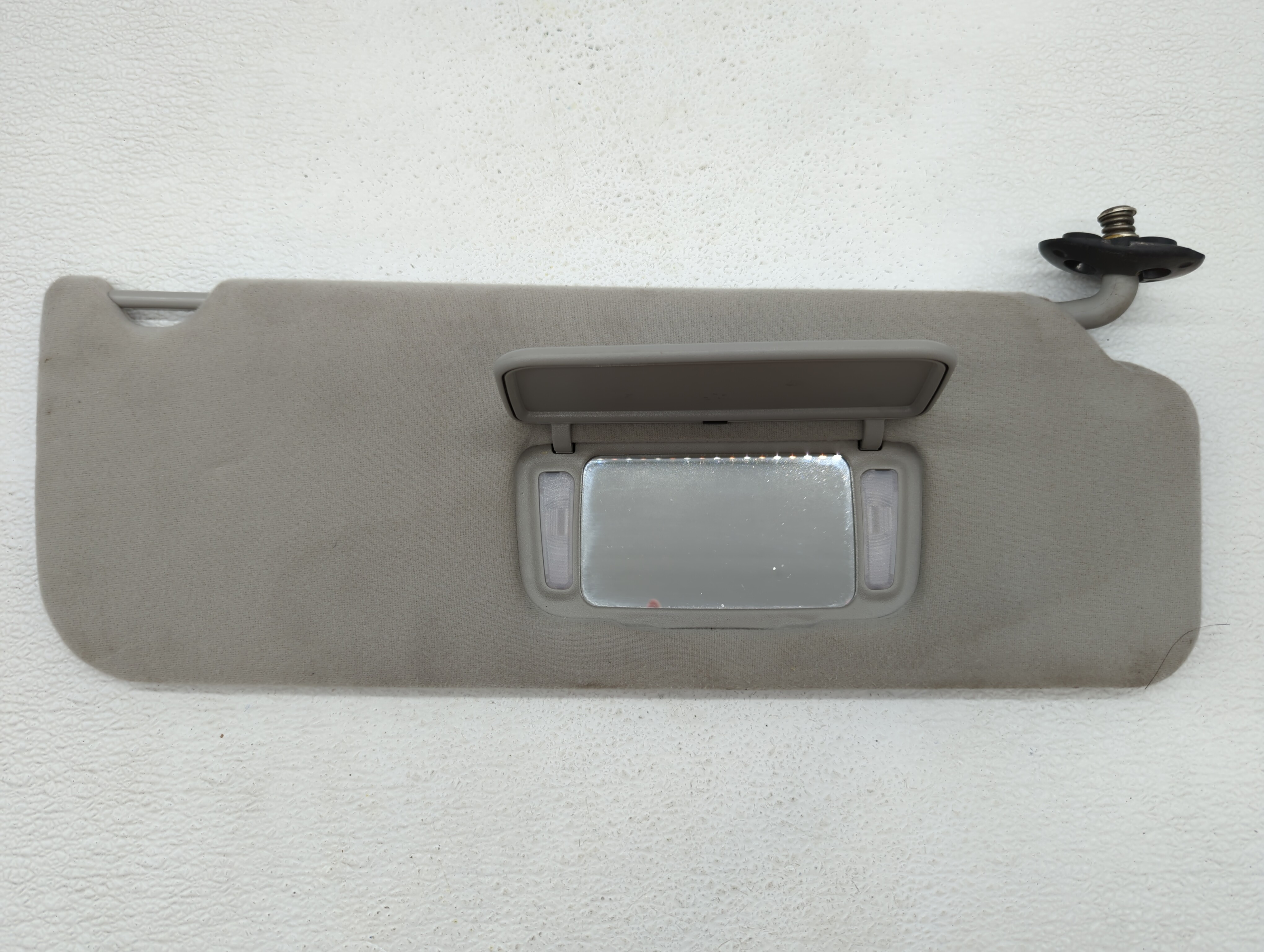 Picture of 2004-2004 Toyota Sienna Passenger Sun Visor Mirror Right Sunvisor Grey 387342