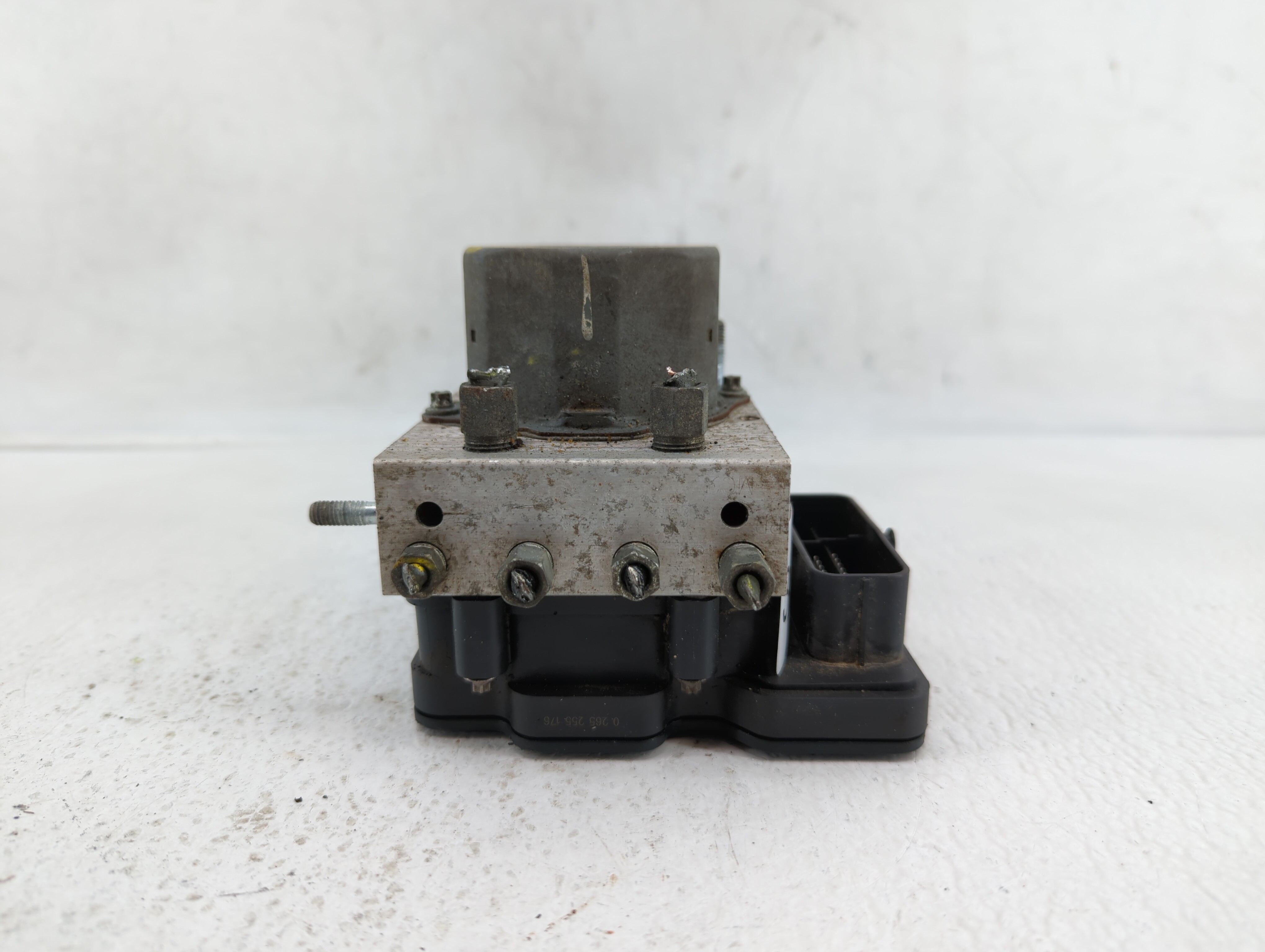 Picture of 2016-2017 Nissan Altima Abs Pump Control Module 387421
