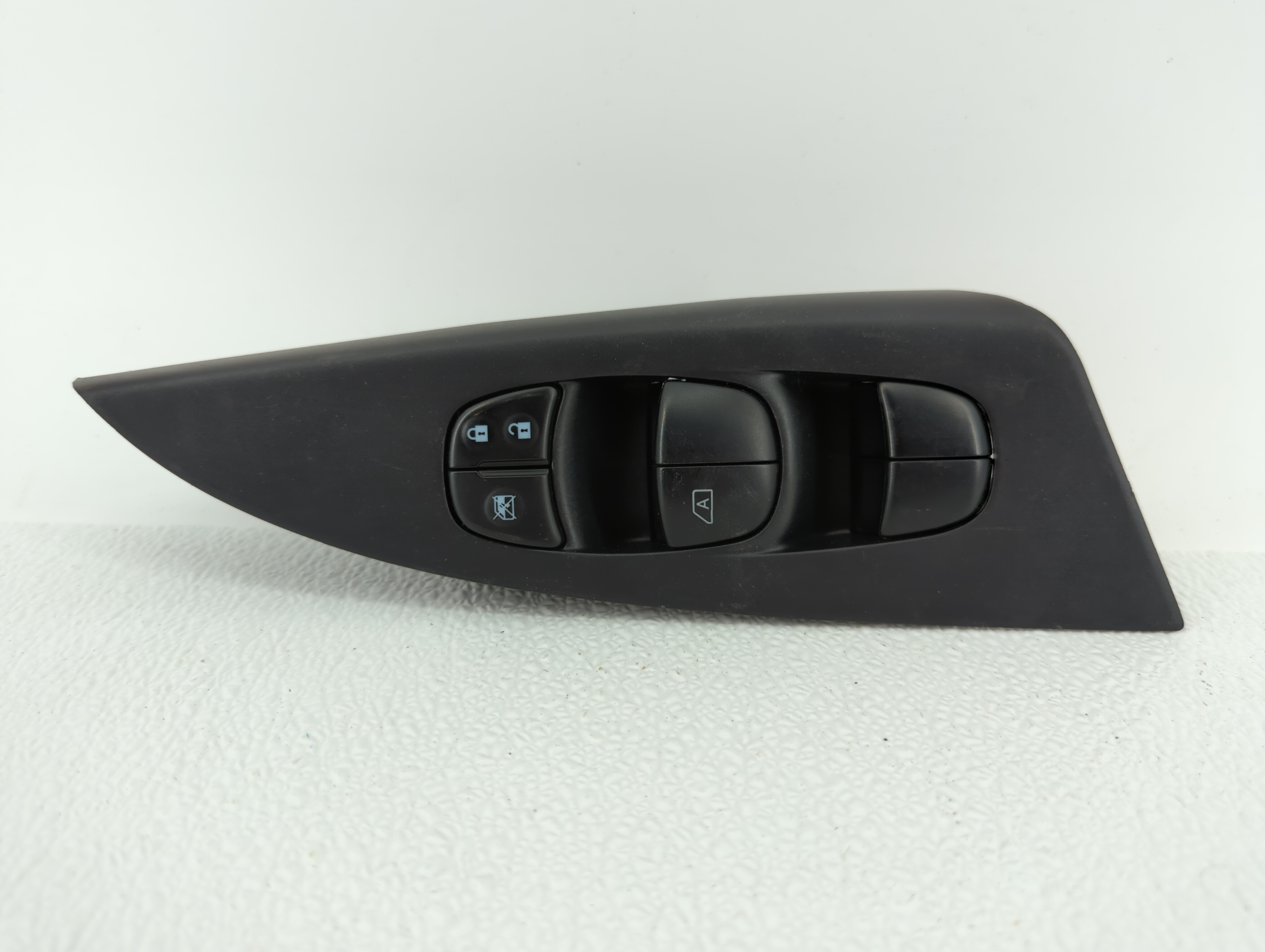 2013-2019 Nissan Sentra Driver Left Door Master Power Window Switch 387526 - Oemusedautoparts1.com
