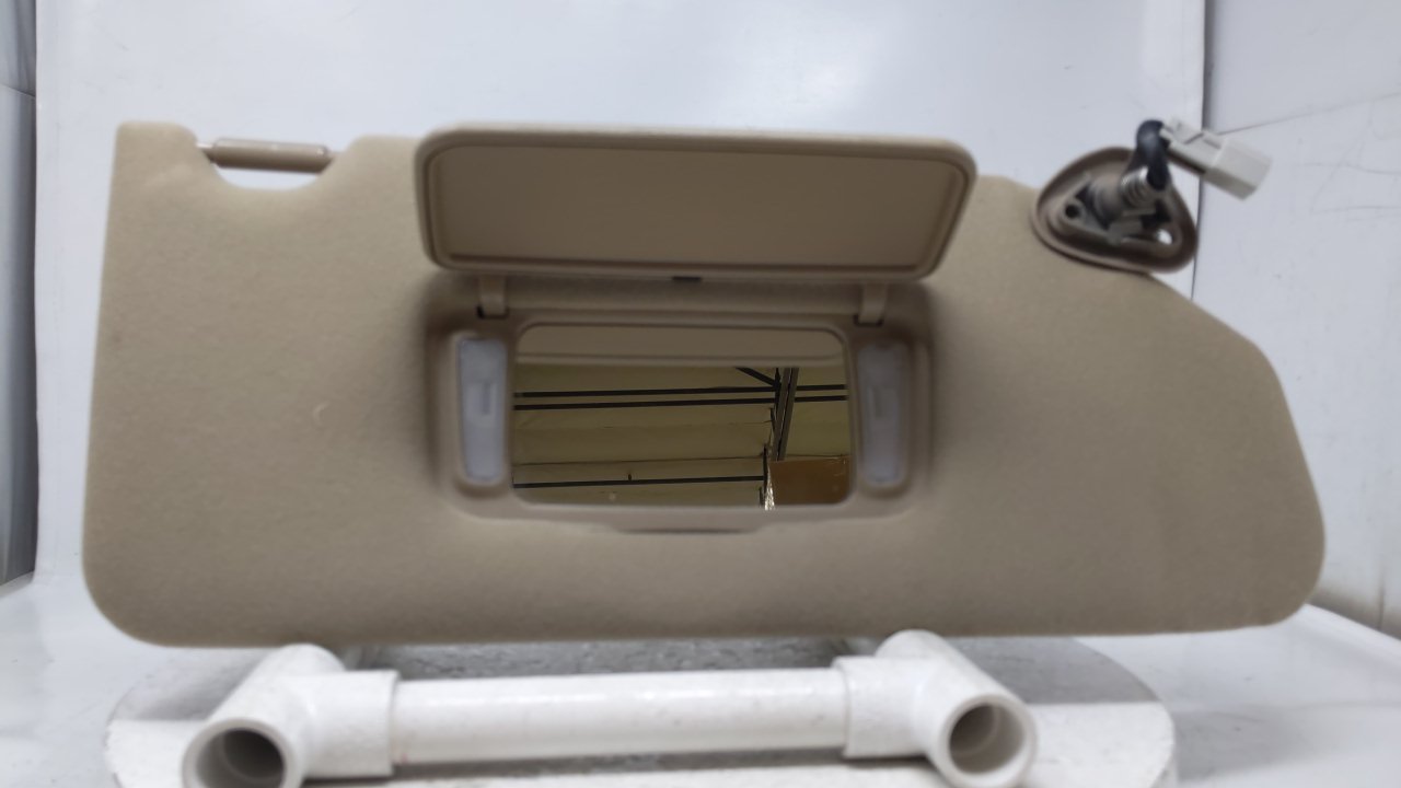 Picture of 1998-2002 HONDA ACCORD Passenger Right Sun Visor Sunvisor Tan 38884