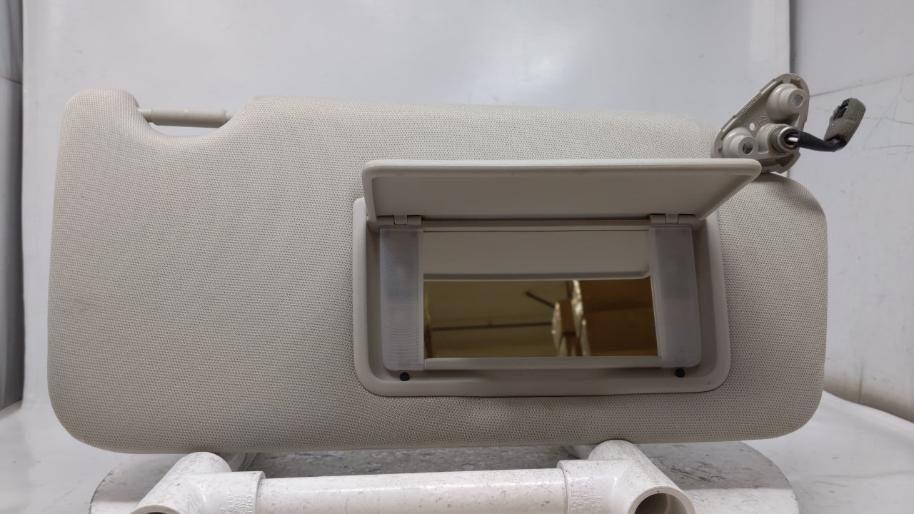 2010-2014 SUBARU LEGACY Passenger Right Sun Visor Sunvisor Gray 38889 - Oemusedautoparts1.com