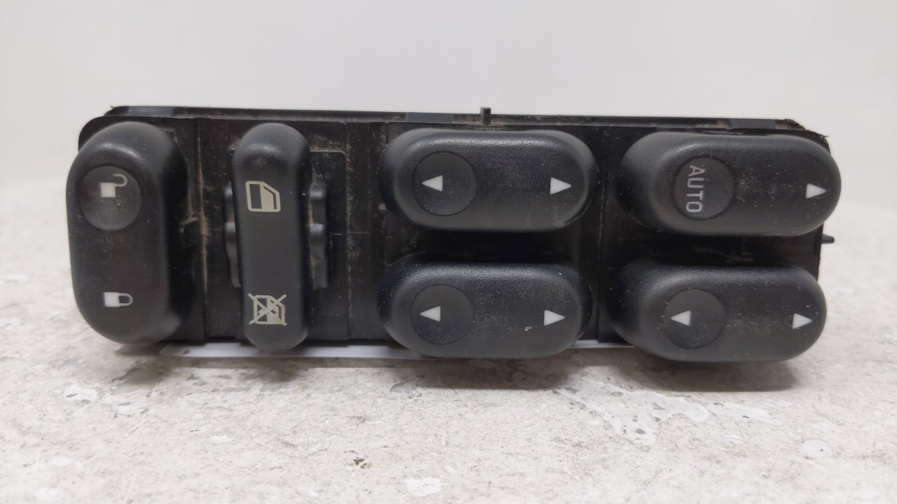 2001 Ford Escape Driver Left Door Master Power Window Switch 38998 - Oemusedautoparts1.com