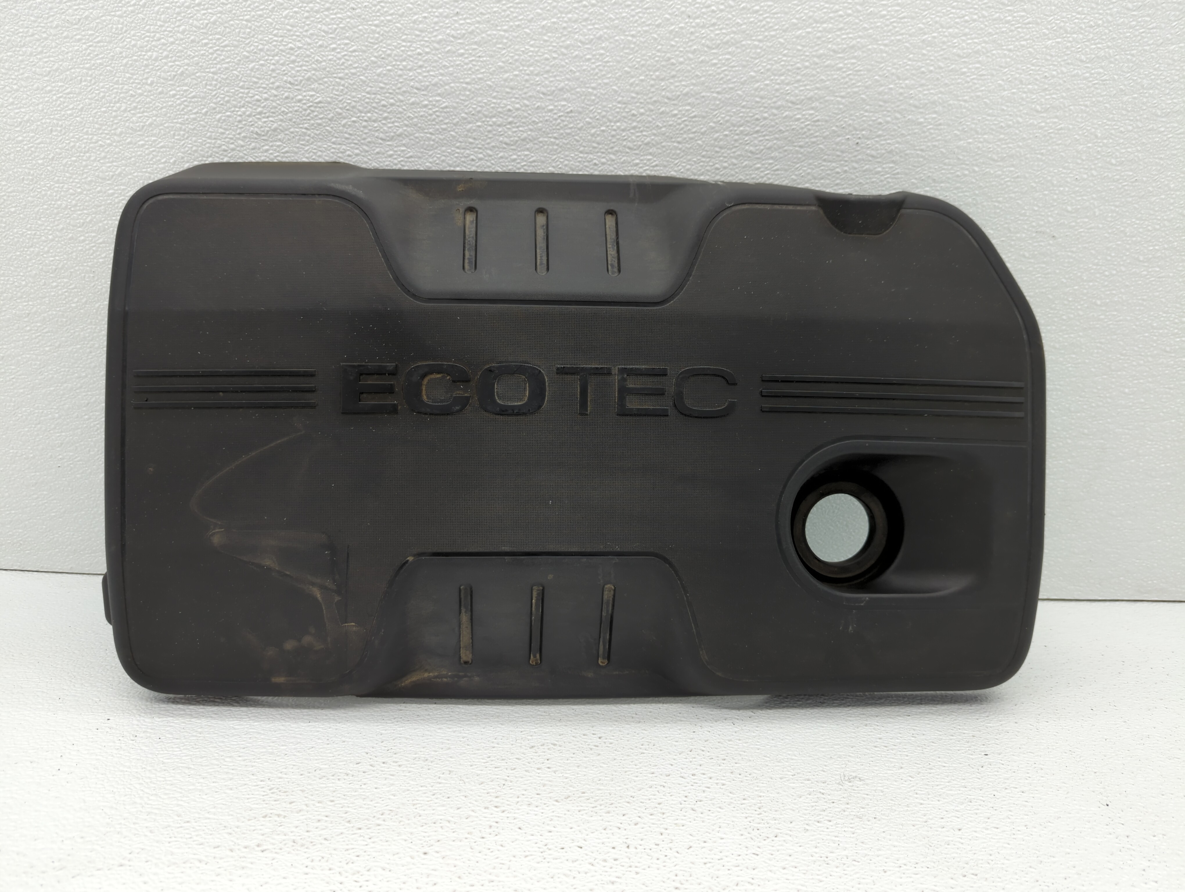 2011 Chevrolet Equinox Engine Cover Black 390041 - Oemusedautoparts1.com