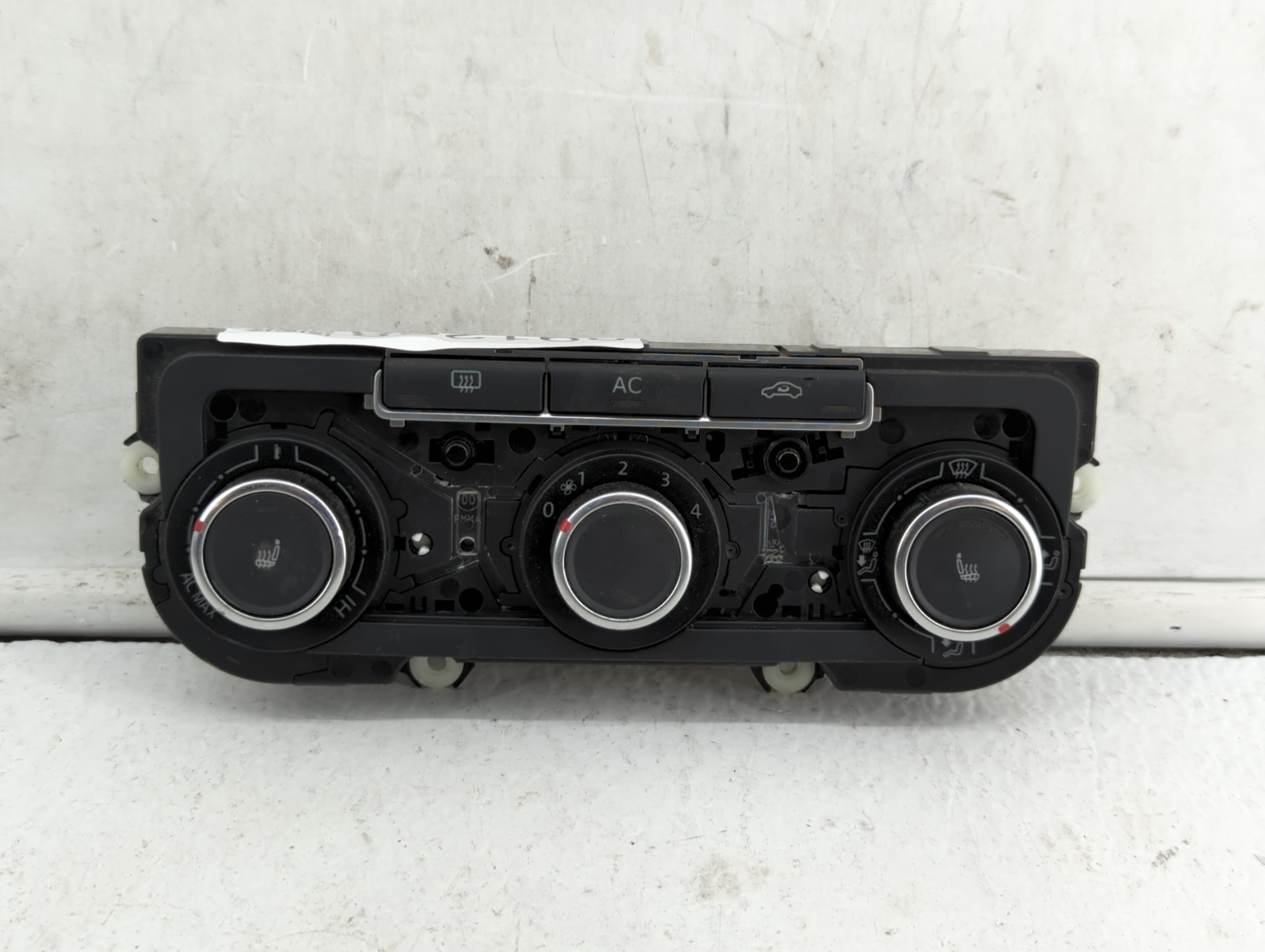 2011-2012 Volkswagen Cc Ac Heater Climate Control Temperature Oem 391268 - Oemusedautoparts1.com