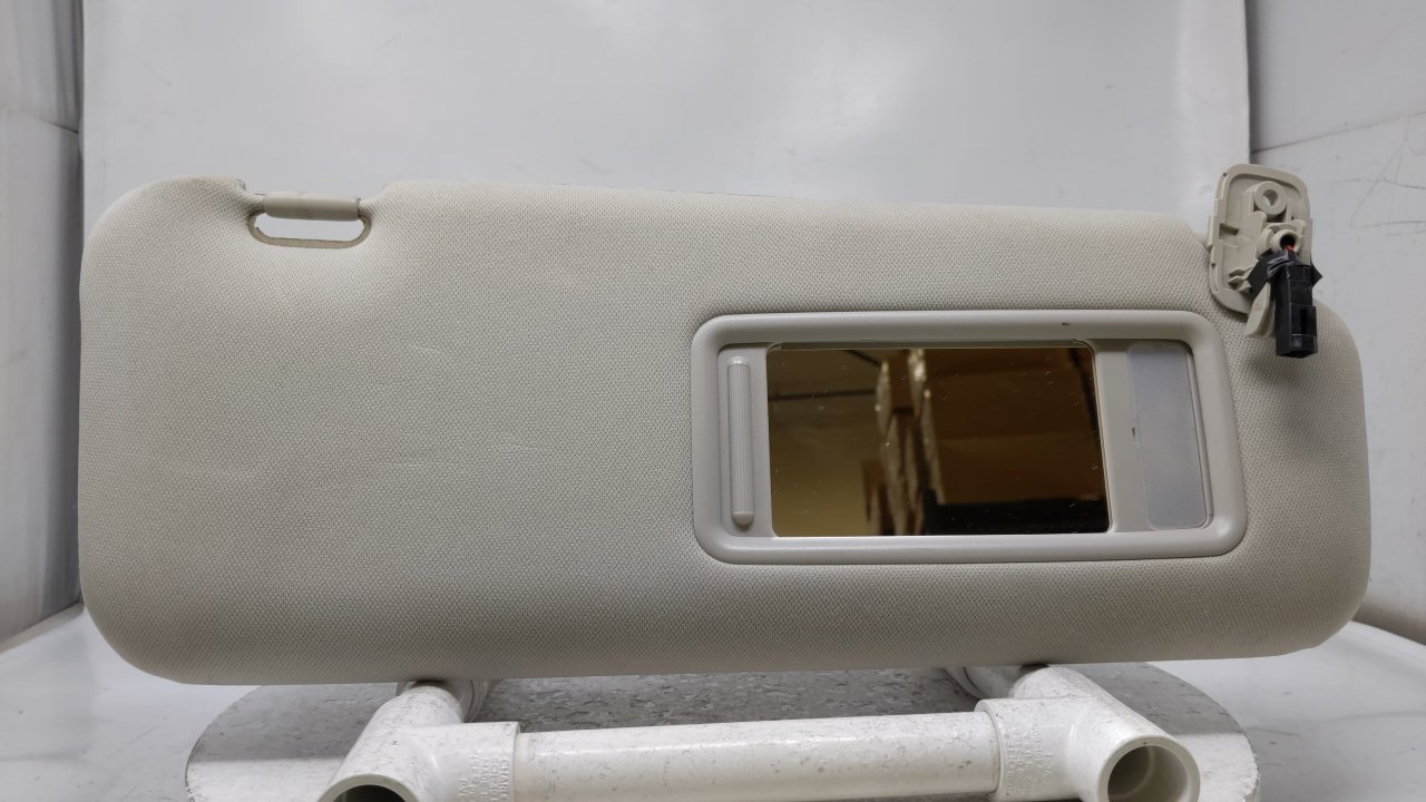 2002-2004 JEEP LIBERTY Passenger Right Sun Visor Sunvisor Beige 39130 - Oemusedautoparts1.com