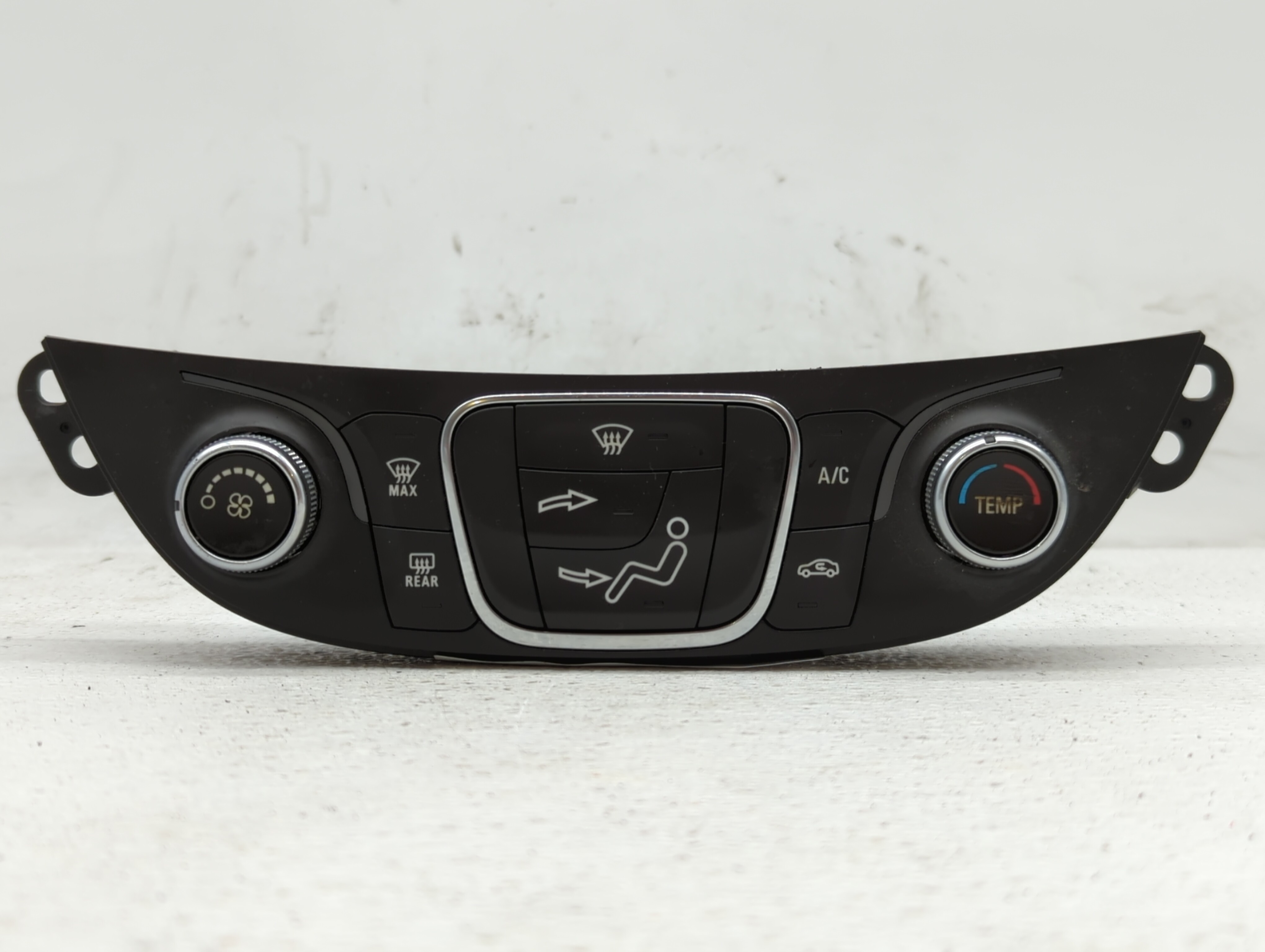 2016-2017 Chevrolet Malibu Ac Heater Climate Control Temperature Oem 391310 - Oemusedautoparts1.com