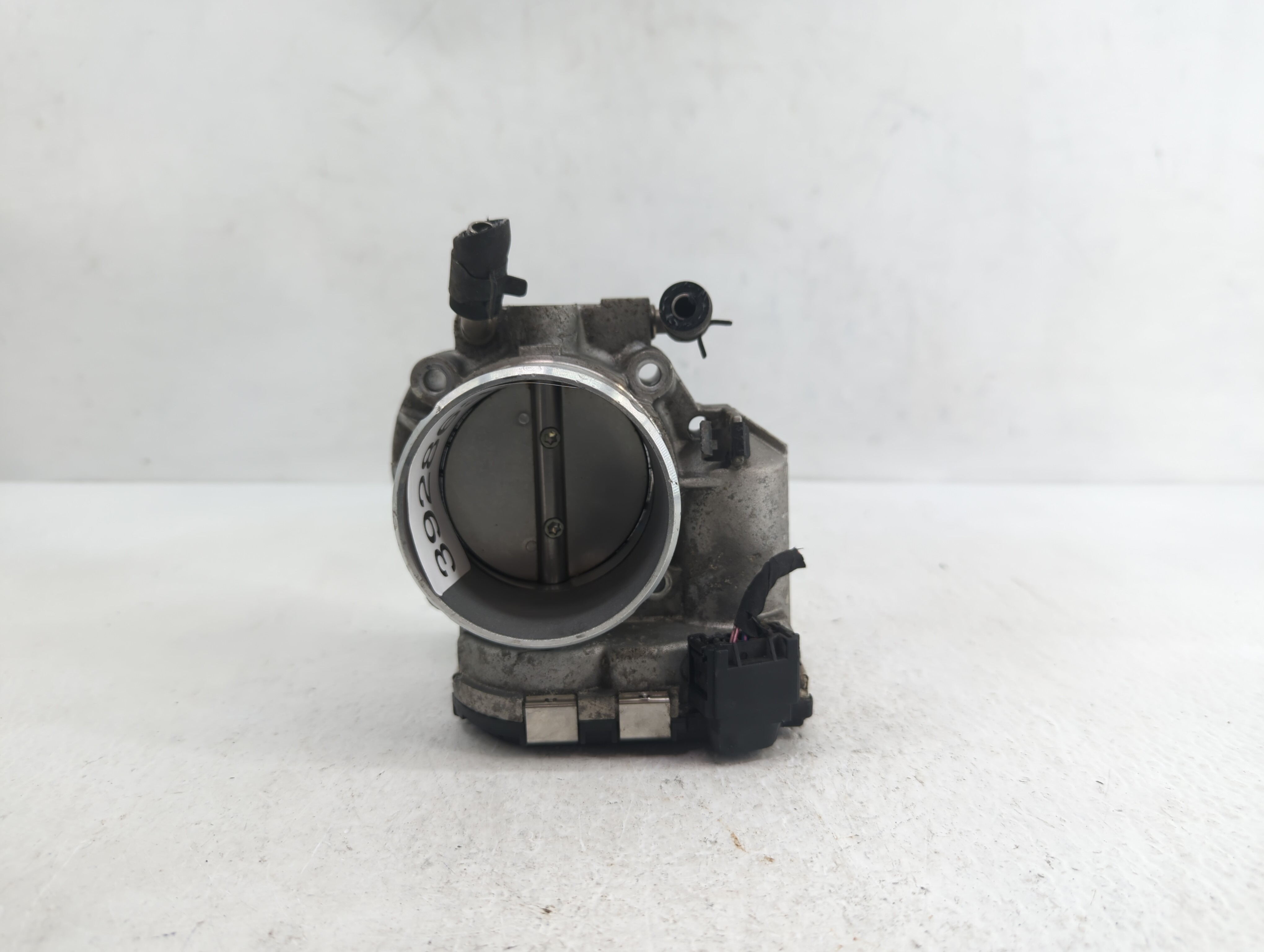 Picture of 2012-2015 Kia Sorento Throttle Body 392863