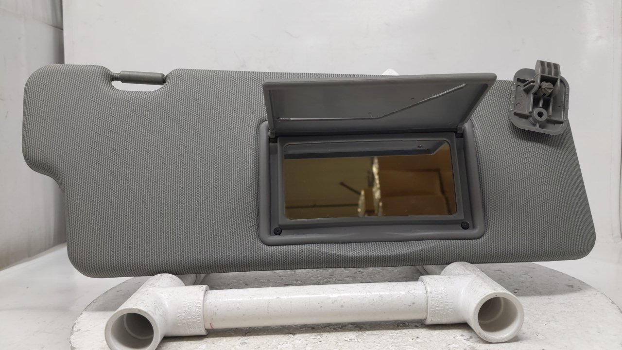 2004-2008 CHEVROLET OPTRA Passenger Right Sun Visor Sunvisor Gray 39318 - Oemusedautoparts1.com