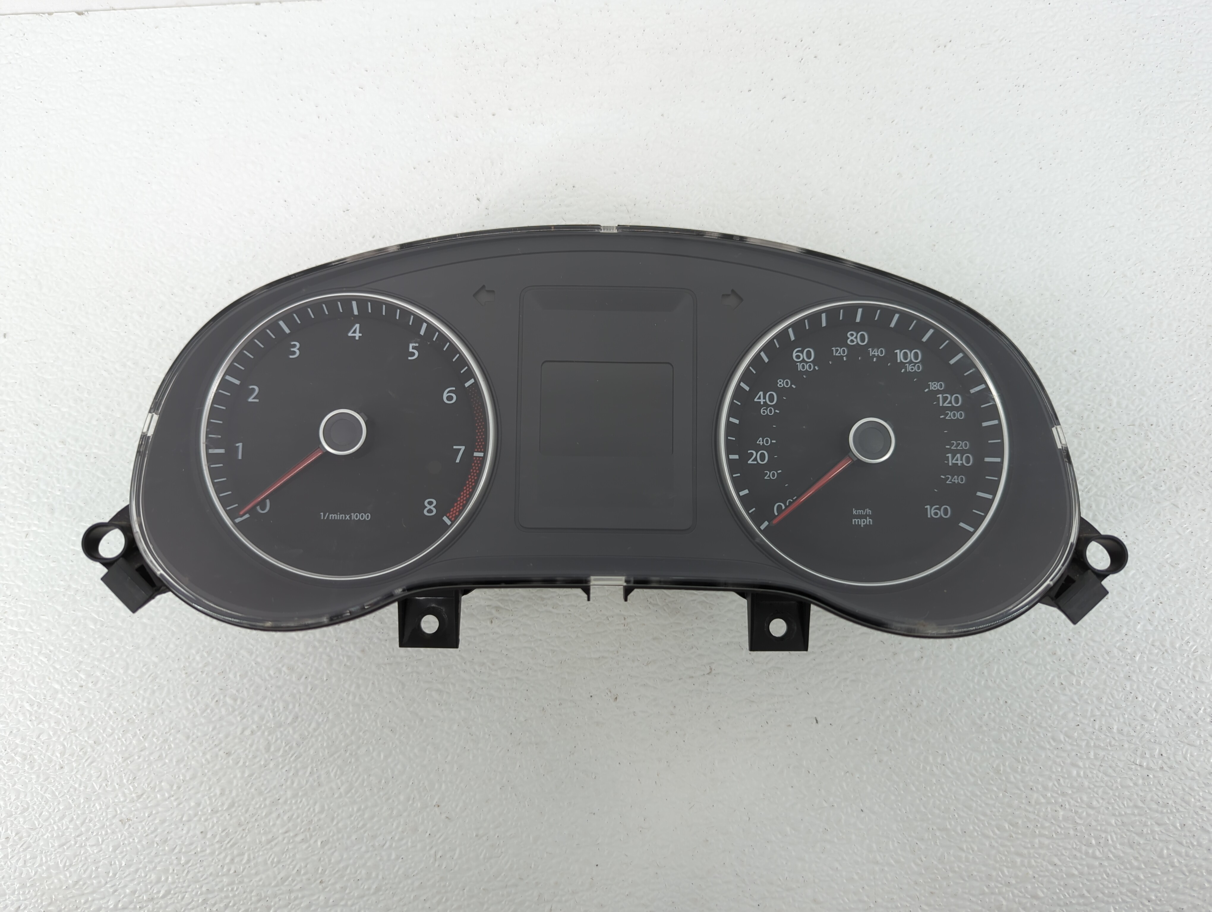 Picture of 2014-2014 Volkswagen Jetta Speedometer Instrument Cluster Gauges 393246