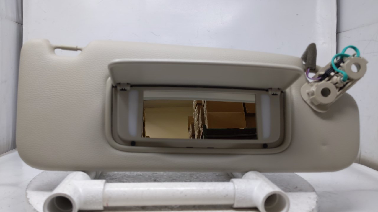 1999 Saab 99 Passenger Sun Visor Mirror Right Sunvisor Ivory 39357 - Oemusedautoparts1.com