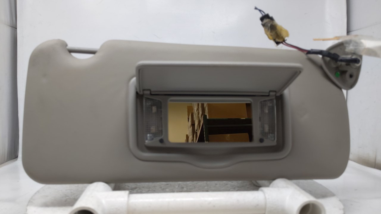 2003-2007 CADILLAC CTS Passenger Right Sun Visor Sunvisor Gray 39359 - Oemusedautoparts1.com