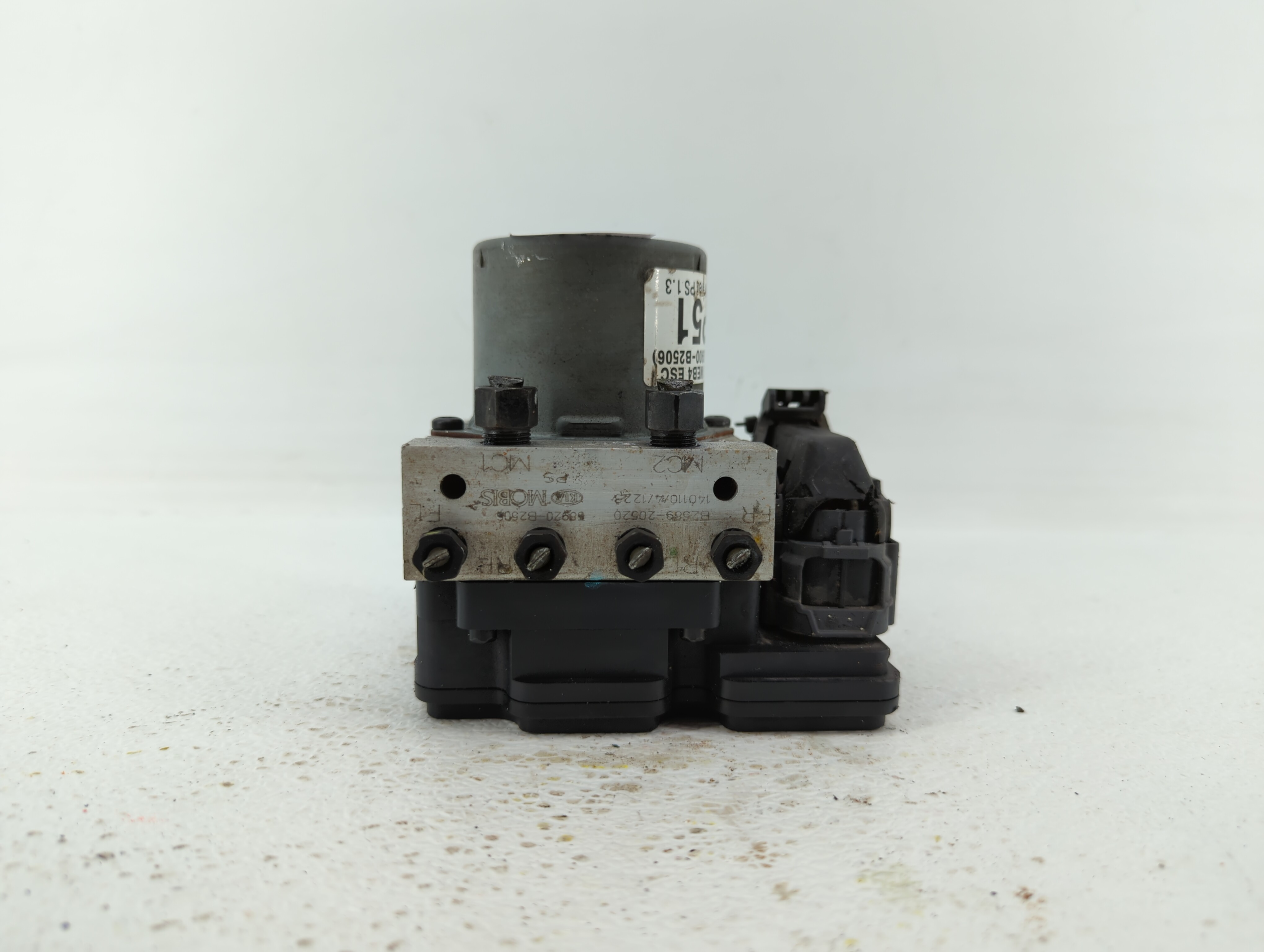 Picture of 2014-2015 Kia Soul Abs Pump Control Module 393665