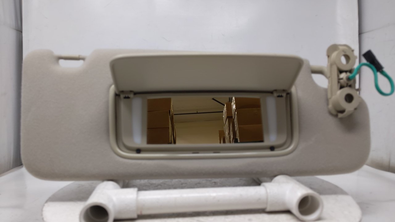 1999 Volvo S80 Passenger Sun Visor Mirror Right Sunvisor Gray 39376 - Oemusedautoparts1.com