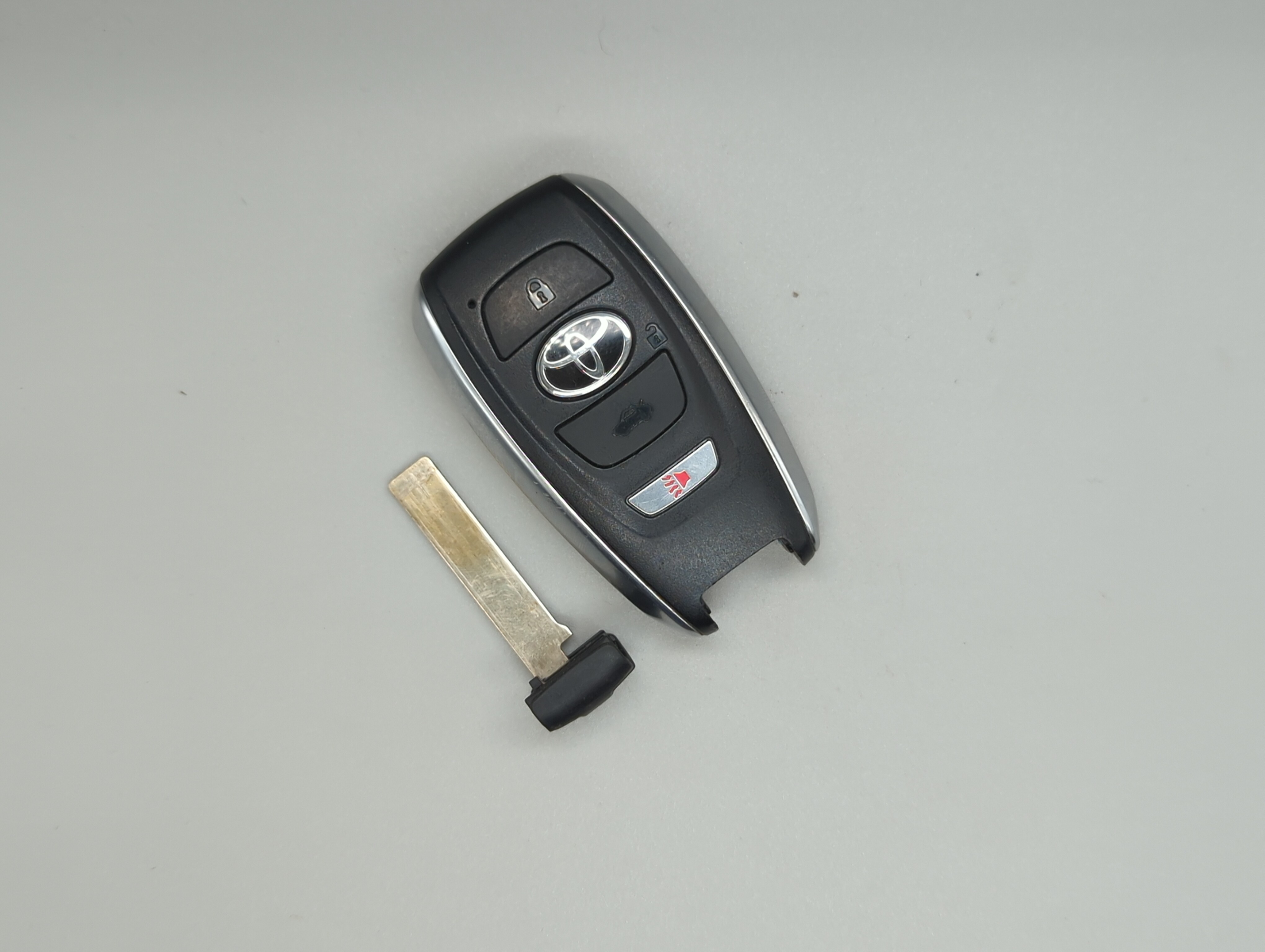 Toyota Gr86 Keyless Entry Remote Fob HYQ14AHK 231451-7000 4 buttons 393973 - Oemusedautoparts1.com