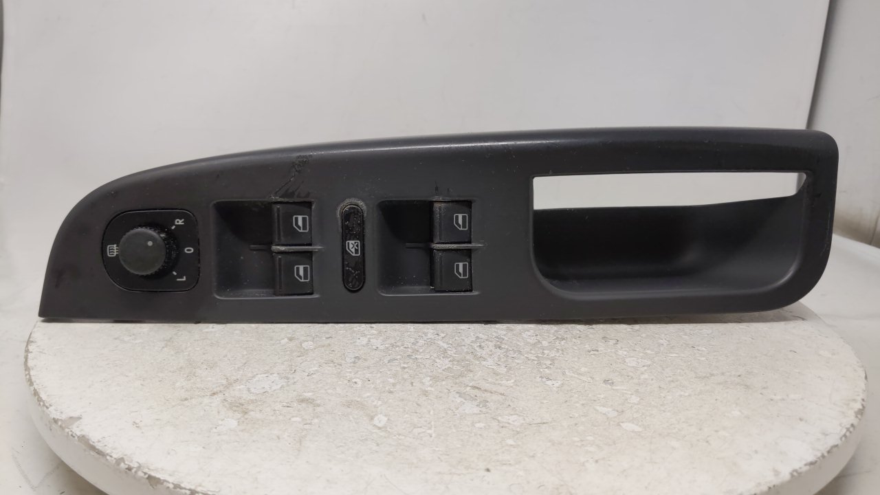 2000 Volkswagen Golf Driver Left Door Master Power Window Switch 39398 - Oemusedautoparts1.com