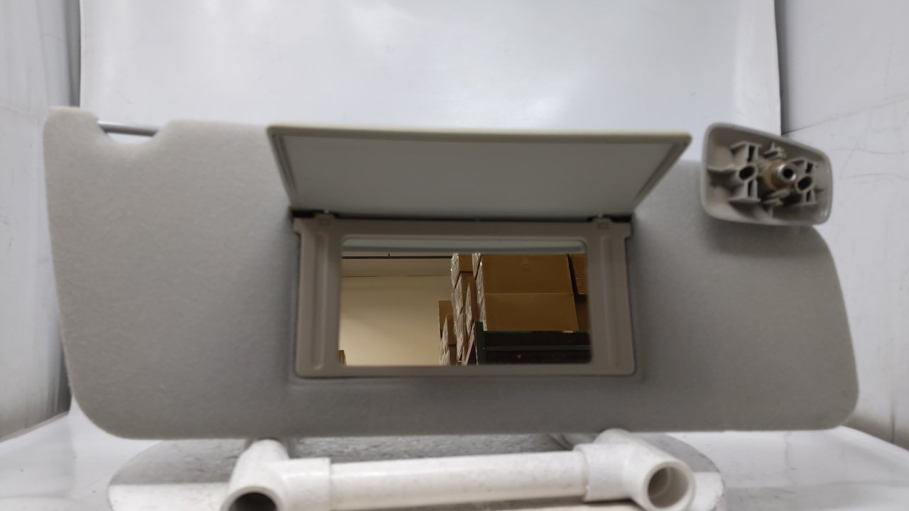 2004-2008 FORD F-150 Passenger Right Sun Visor Sunvisor Gray 39433 - Oemusedautoparts1.com