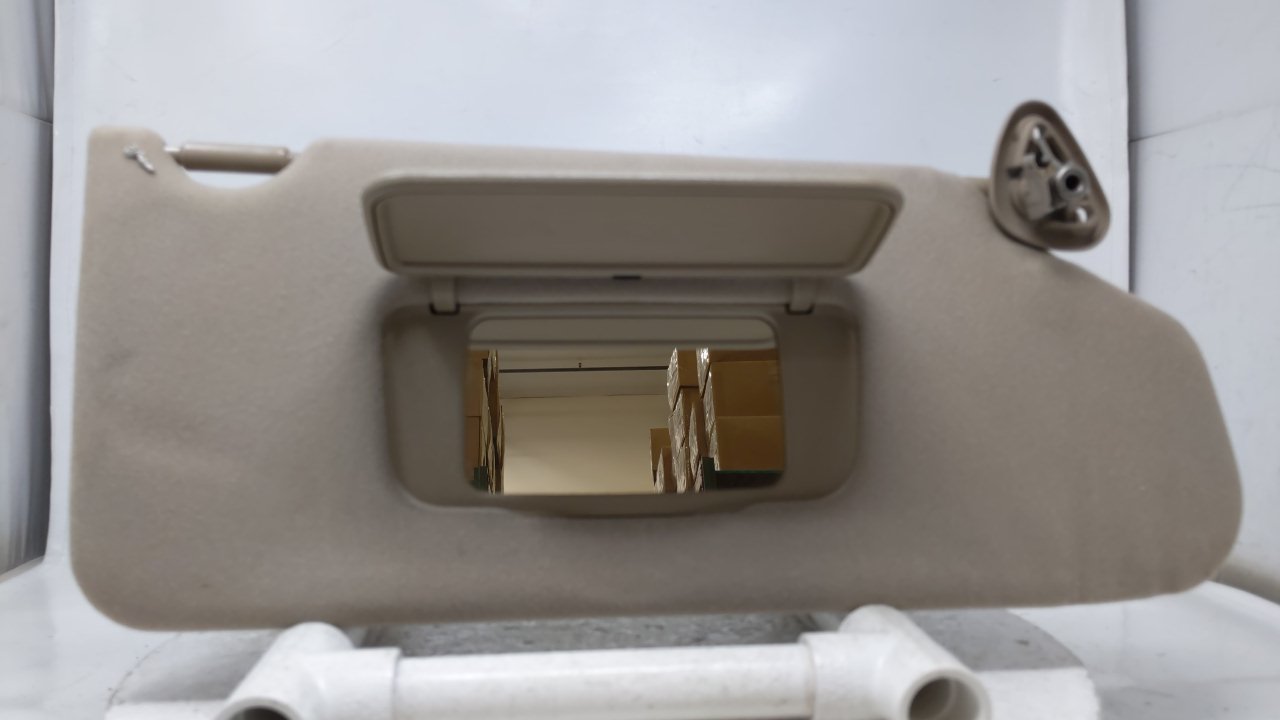 Picture of 1998-2002 HONDA ACCORD Passenger Right Sun Visor Sunvisor Tan 39479