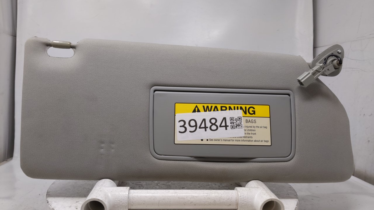 Picture of 2005 Honda Odyssey Passenger Right Sun Visor Sunvisor Gray 39484