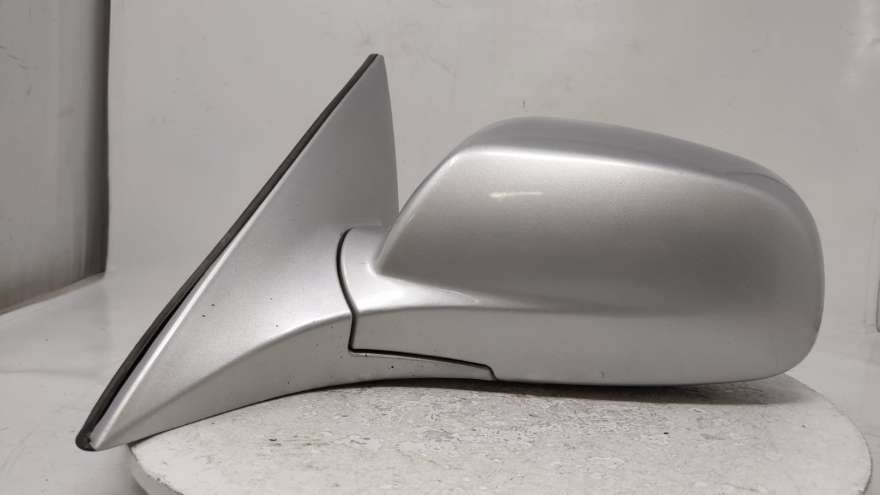 Picture of 2004-2006 Suzuki Verona Driver Left Side View Power Door Mirror Silver 39520