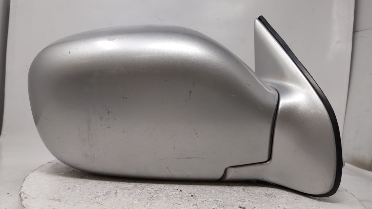2004-2005 INFINITI QX56 Passenger Right Side View Power Door Mirror Silver 39539 - Oemusedautoparts1.com