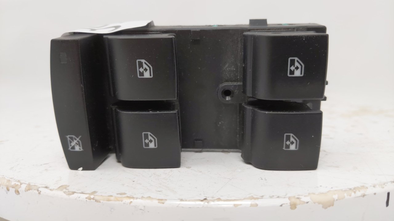 2010-2014 CHEVROLET EQUINOX Driver Left Door Master Power Window Switch 39589 - Oemusedautoparts1.com