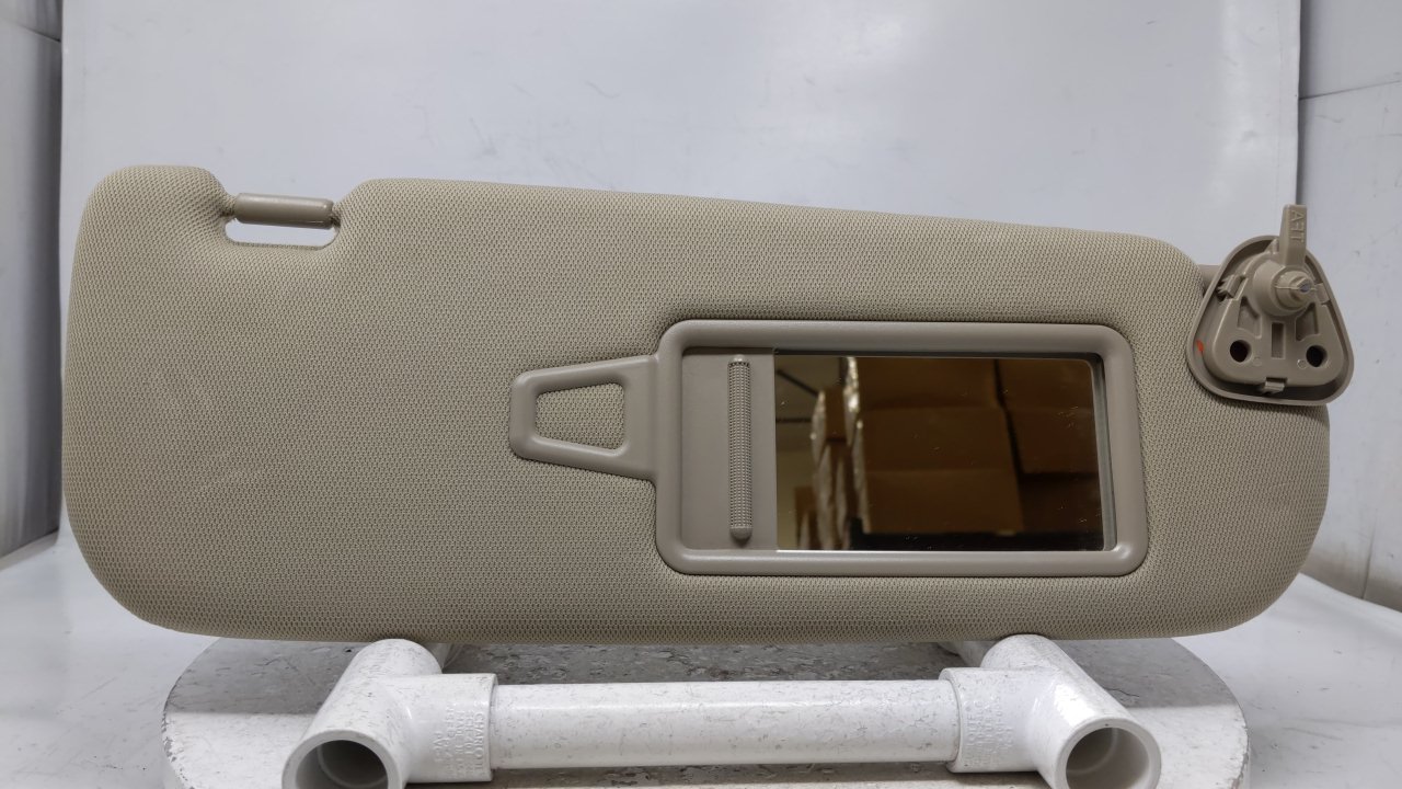 2011-2016 Kia Optima Passenger Right Sun Visor Sunvisor Beige 39672 - Oemusedautoparts1.com