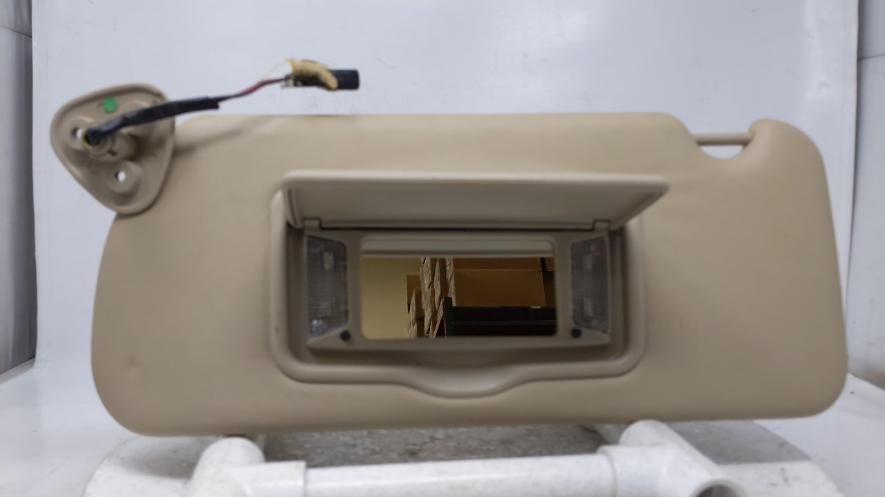2003-2007 CADILLAC CTS Driver Left Sun Visor Sunvisor Tan 39698 - Oemusedautoparts1.com