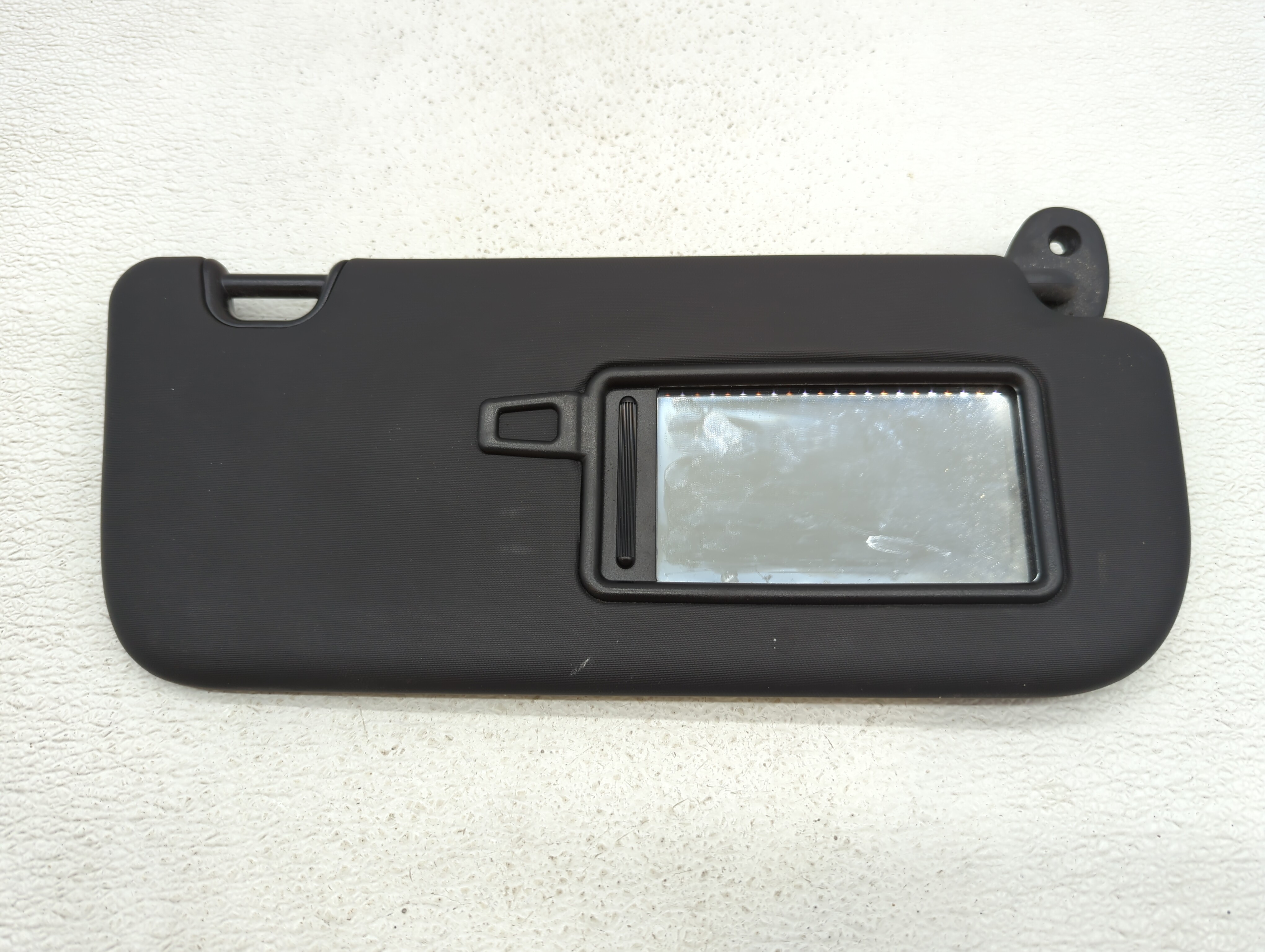 2014-2019 Kia Soul Passenger Sun Visor Mirror Right Sunvisor Black 397592 - Oemusedautoparts1.com