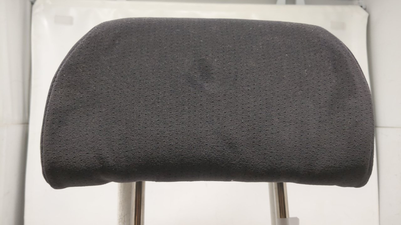 1998-2004 oldsmobile 98 Headrest Head Rest Rear Seat Black 39765 - Oemusedautoparts1.com
