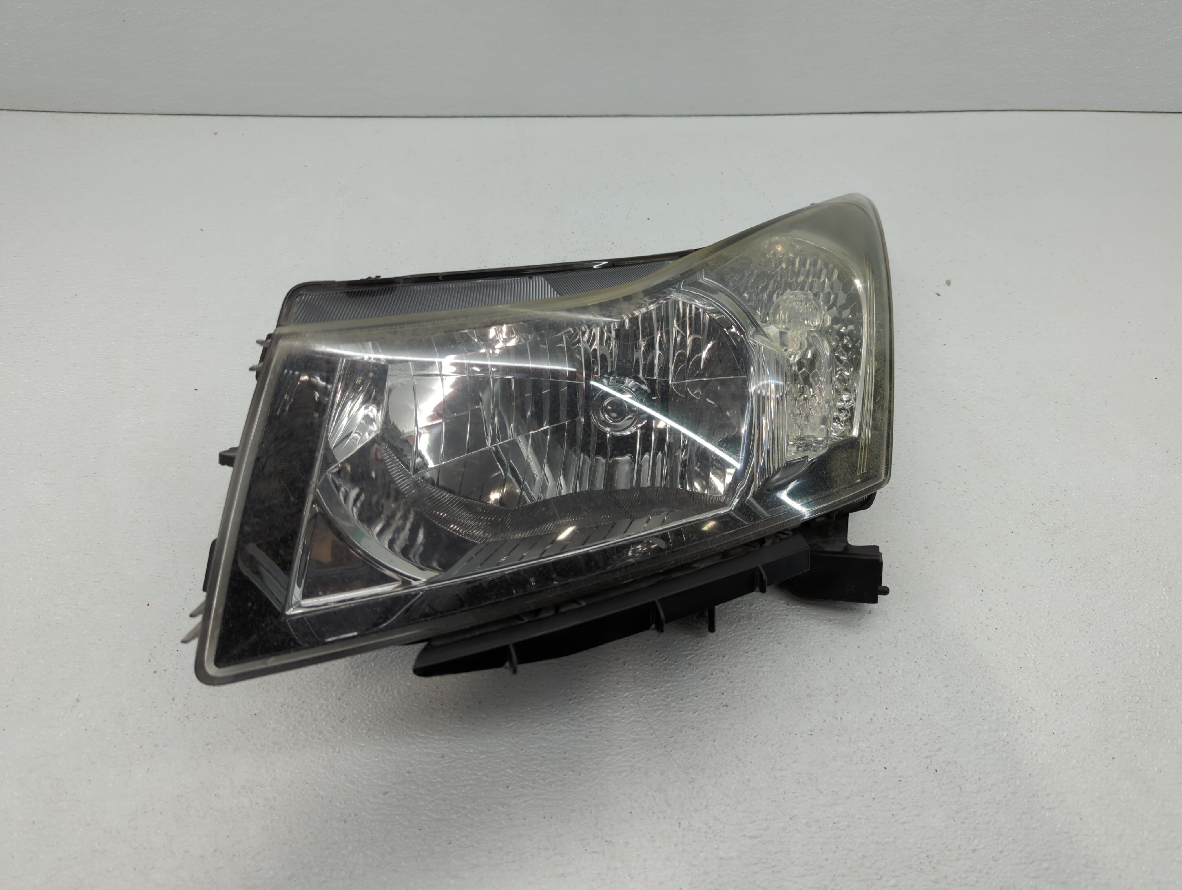 Picture of 2011-2012 Chevrolet Cruze Driver Left Oem Head Light Headlight Lamp 397986