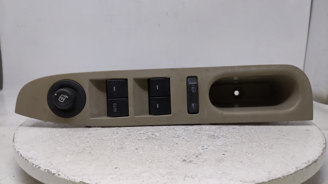 Picture of 2010 Mercury Mercury Driver Left Door Master Power Window Switch 39933