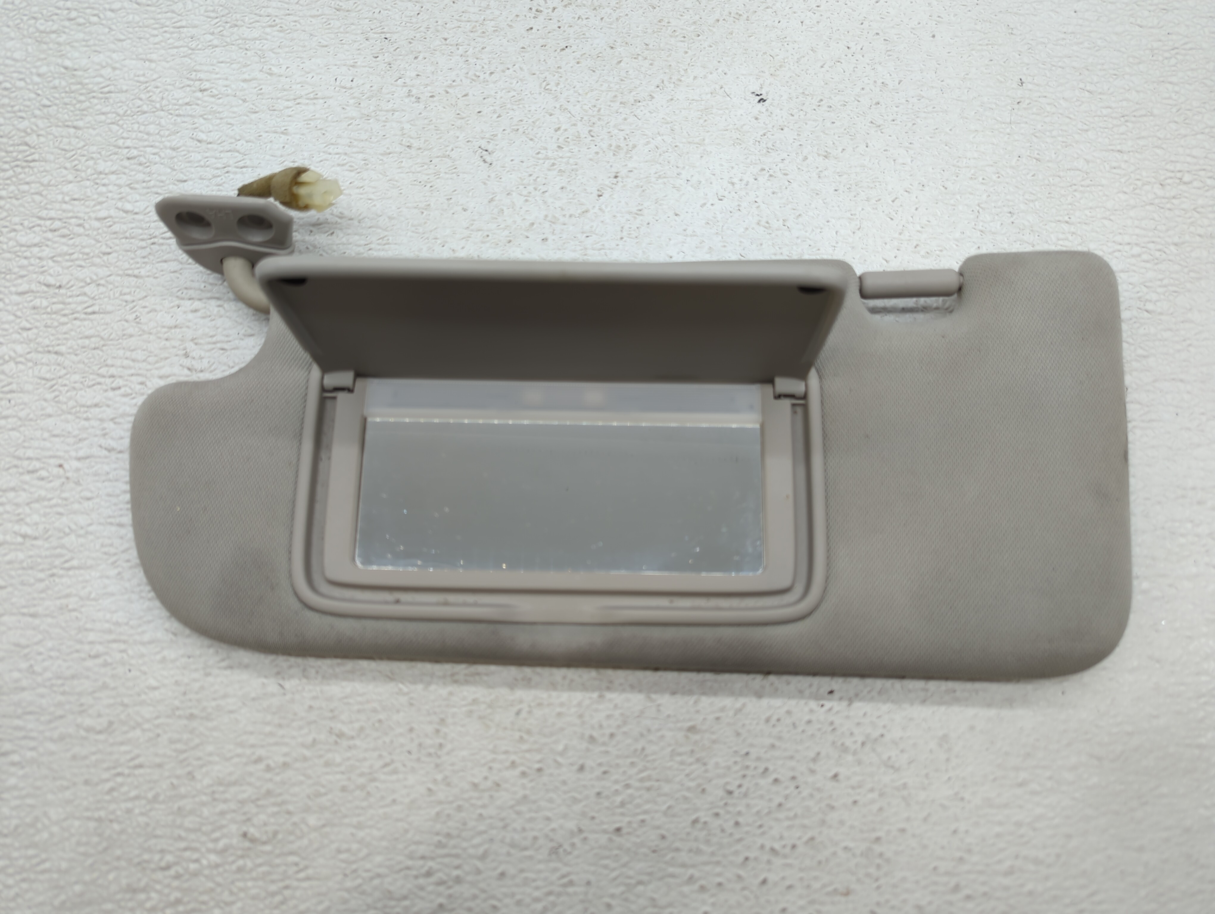 Picture of 2014-2018 Infiniti Q50 Driver Sun Visor Mirror Left Sunvisor Gray 399661