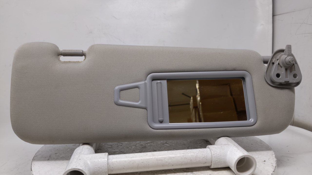2015 Hyundai Sonata Passenger Right Sun Visor Sunvisor Gray 40059 - Oemusedautoparts1.com