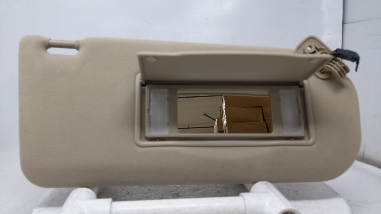 Picture of 2003-2004 MAZDA 6 Passenger Right Sun Visor Sunvisor Tan 40156