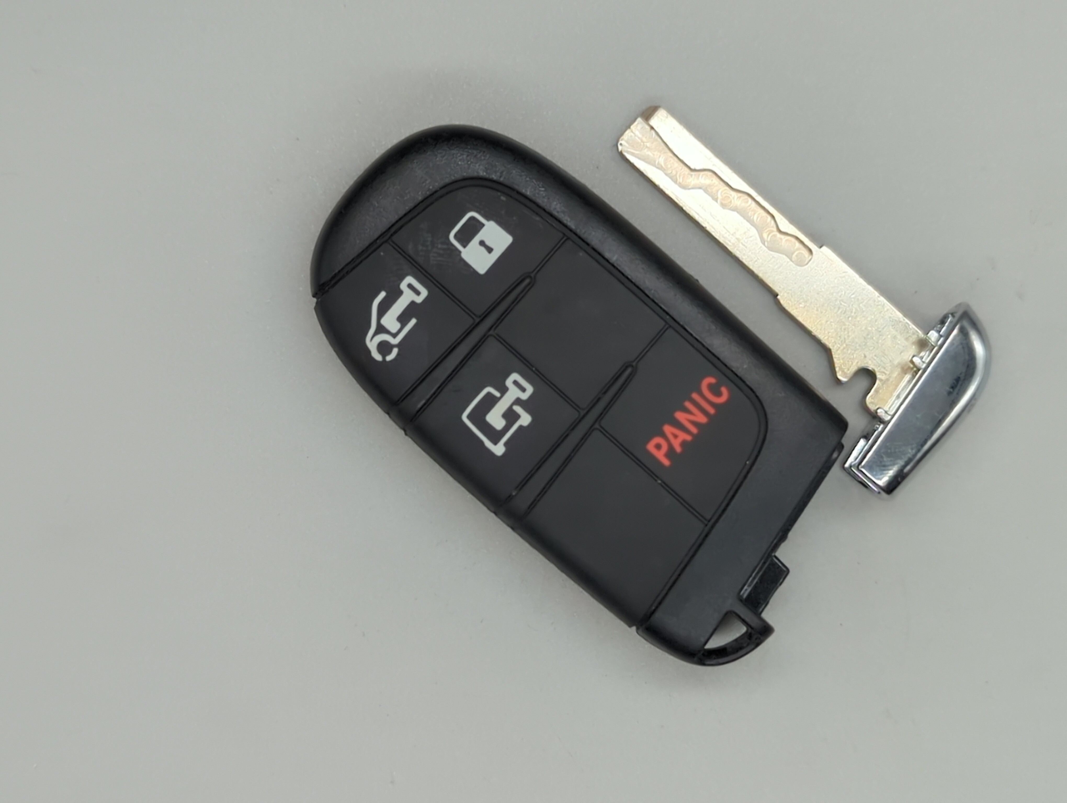 Picture of Ram Promaster Keyless Entry Remote Fob M3N-40821302 60977653 4 buttons 402065