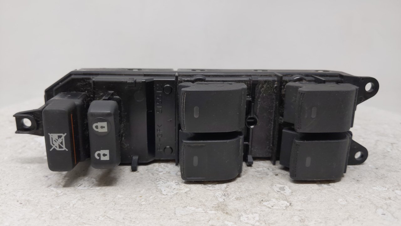 2004 Toyota Sienna Driver Left Door Master Power Window Switch 40261 - Oemusedautoparts1.com