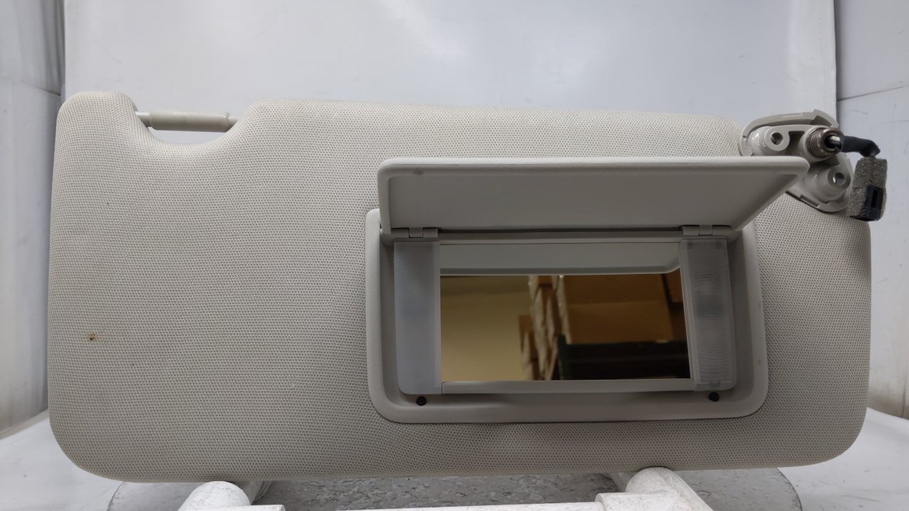 2010-2014 SUBARU LEGACY Passenger Right Sun Visor Sunvisor Gray 40505 - Oemusedautoparts1.com