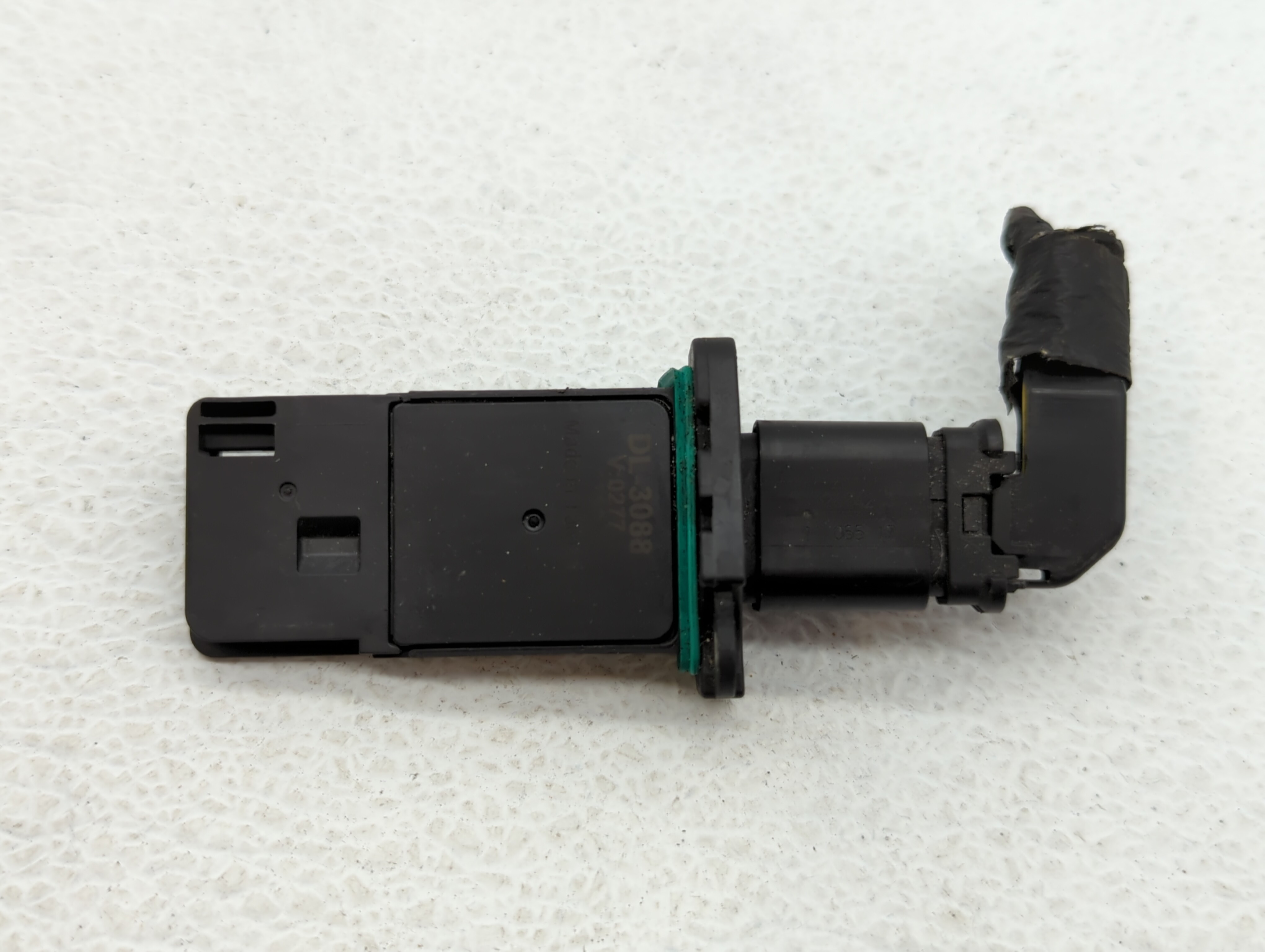 2013 Ford E-350 Super Duty Mass Air Flow Meter Maf 405079 - Oemusedautoparts1.com