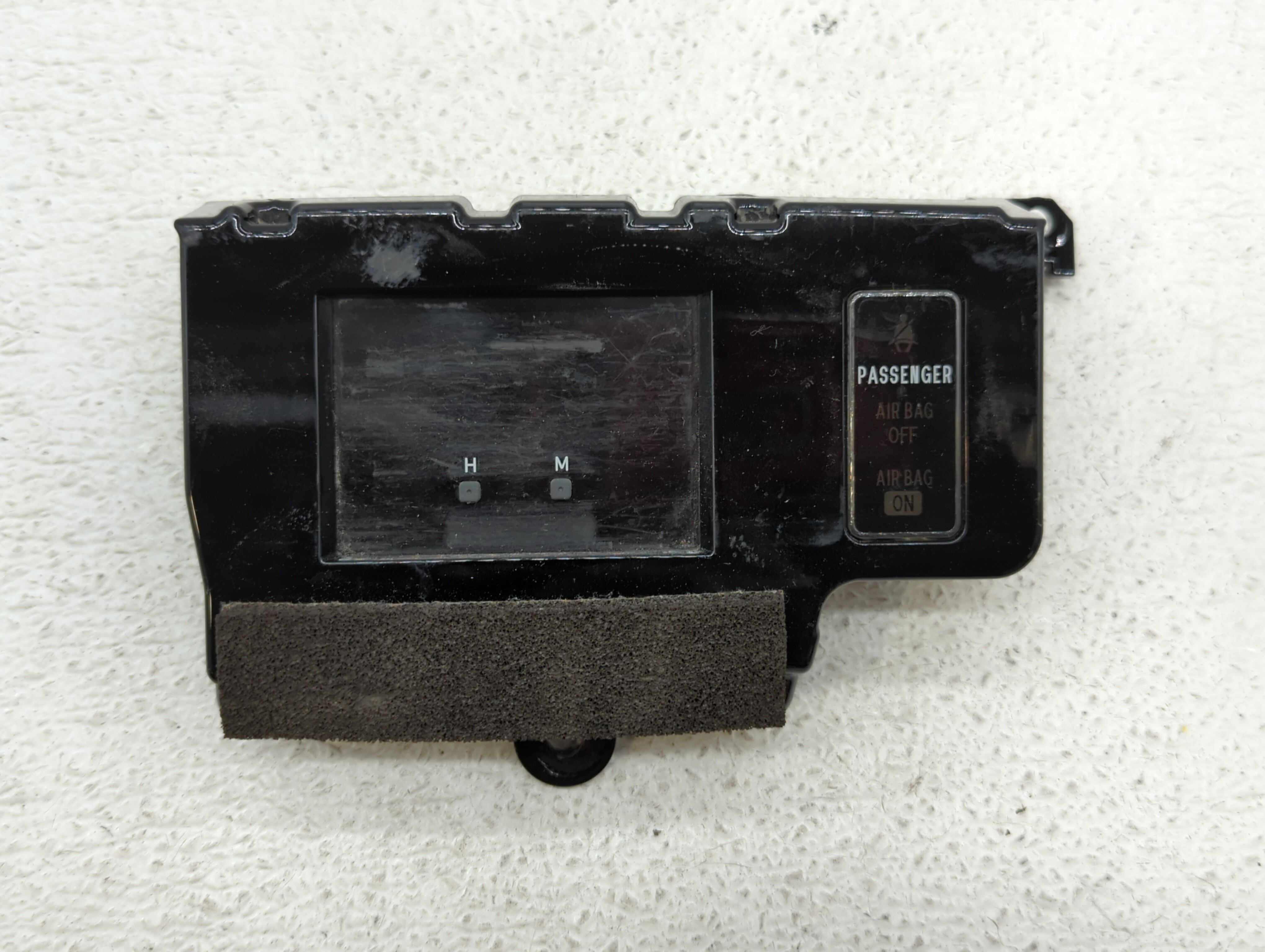 2011-2014 Toyota Sienna Information Display Screen 407029 - Oemusedautoparts1.com