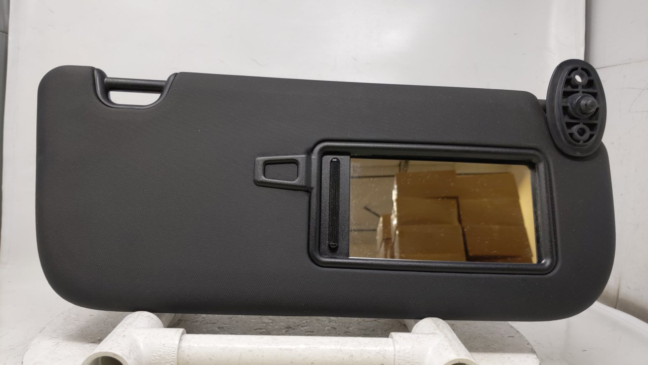 2014 Kia Soul Passenger Sun Visor Mirror Right Sunvisor Black 40741 - Oemusedautoparts1.com