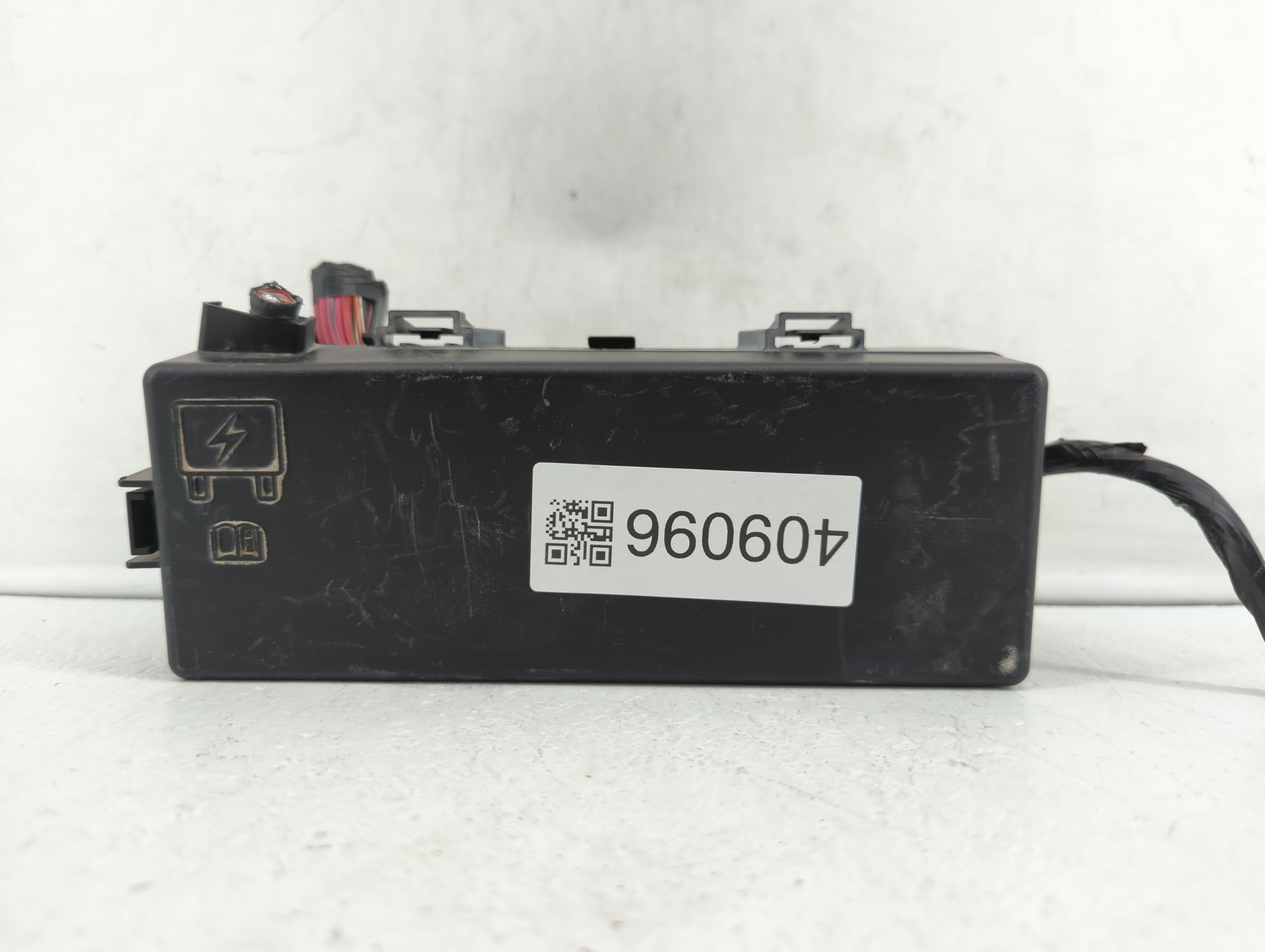 2014-2016 Hyundai Elantra Fusebox Fuse Box Relay Module 409096 - Oemusedautoparts1.com