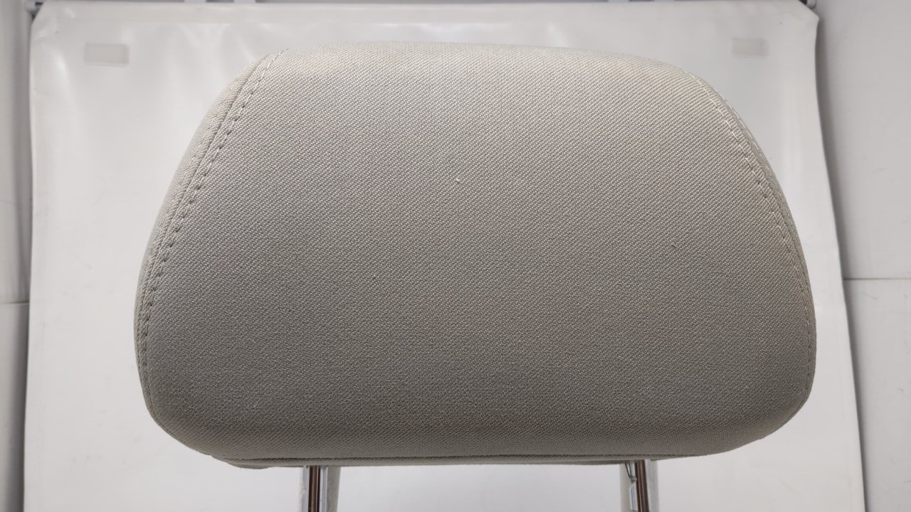 2004 Chevrolet Malibu Headrest Head Rest Front Driver Passenger Seat Gray 40960 - Oemusedautoparts1.com